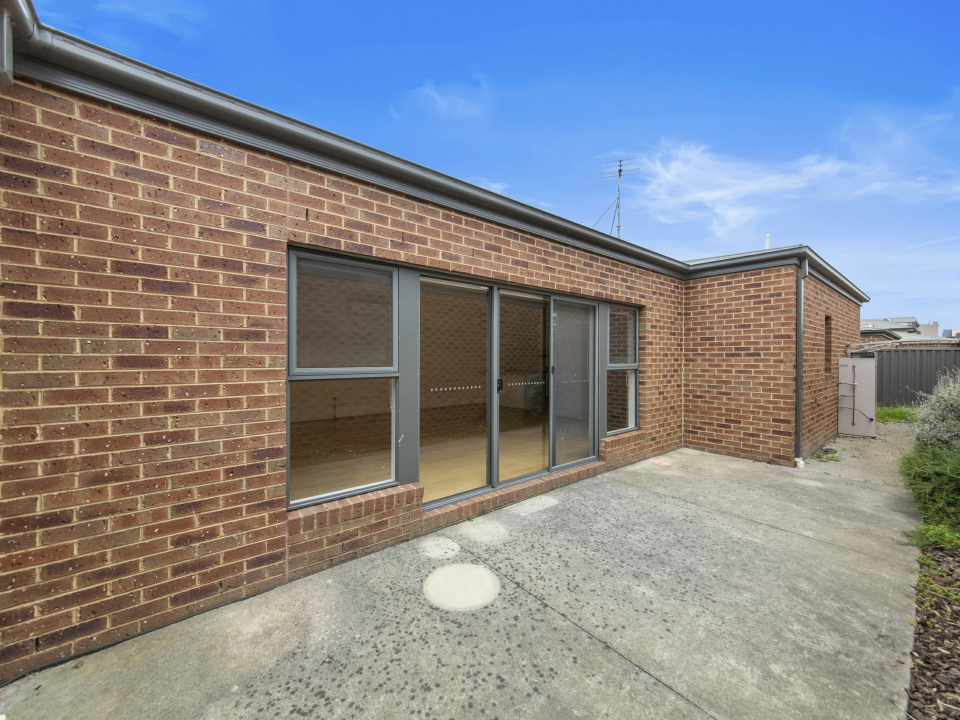 44 Edgeware Close, PAKENHAM
