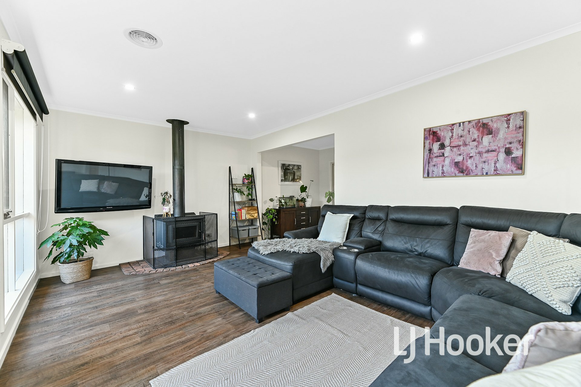 81 Wattletree Road Bunyip VIC Property Details LJ Hooker