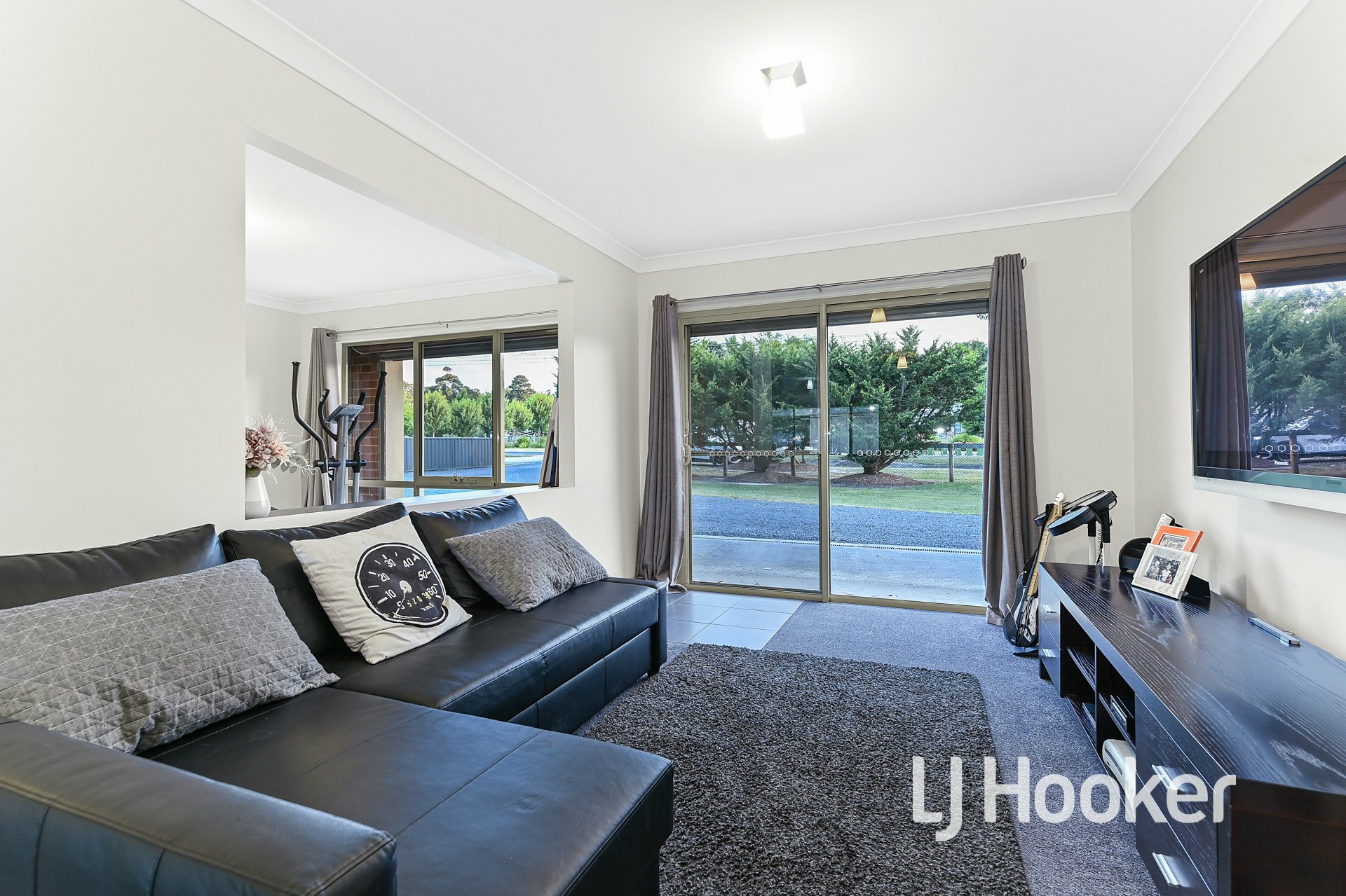 81 Wattletree Road Bunyip VIC Property Details LJ Hooker