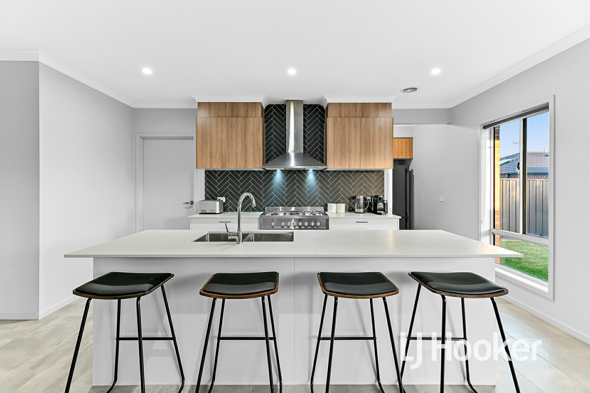11 Zermatt Loop, PAKENHAM