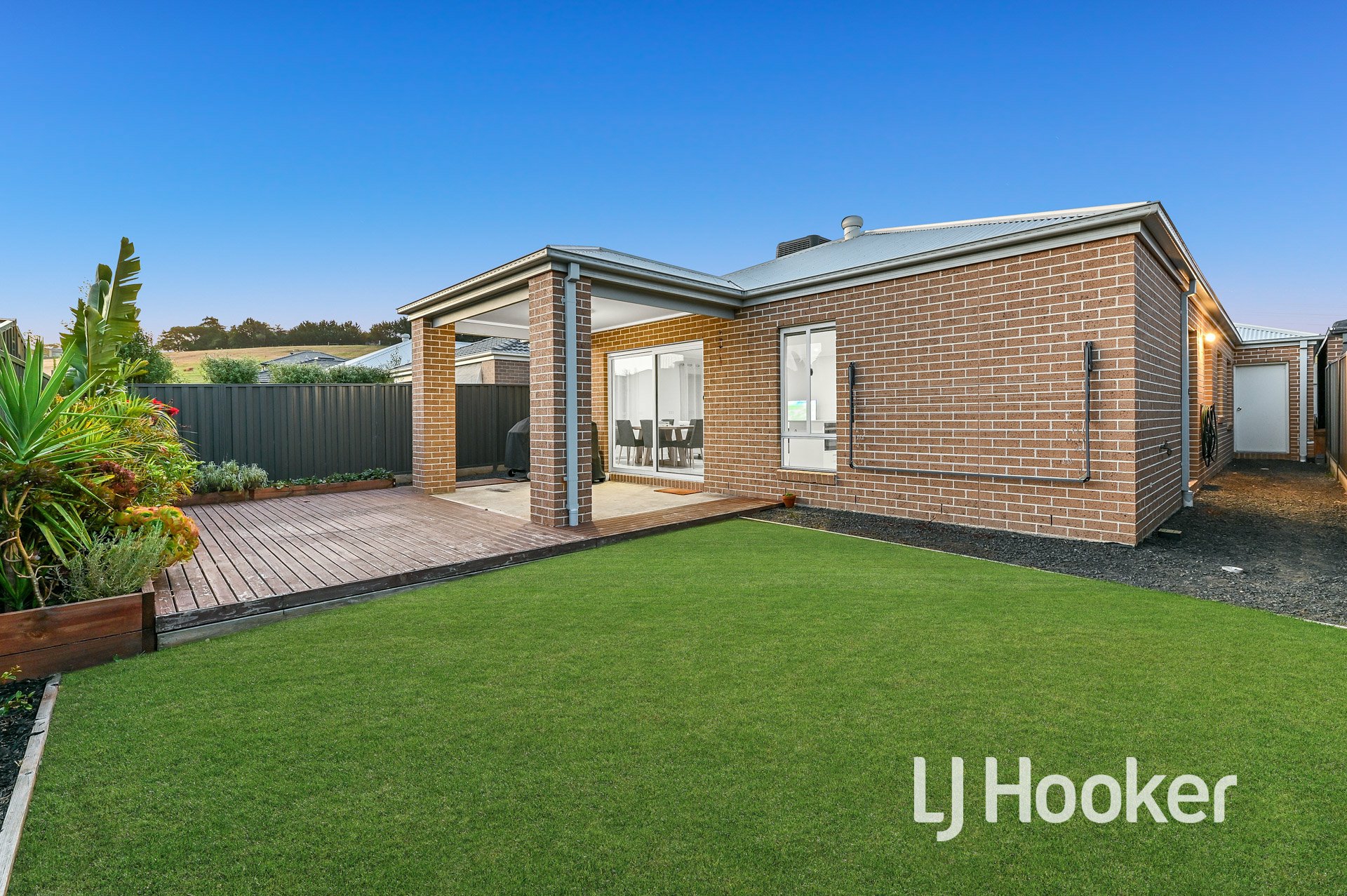 11 Zermatt Loop, PAKENHAM