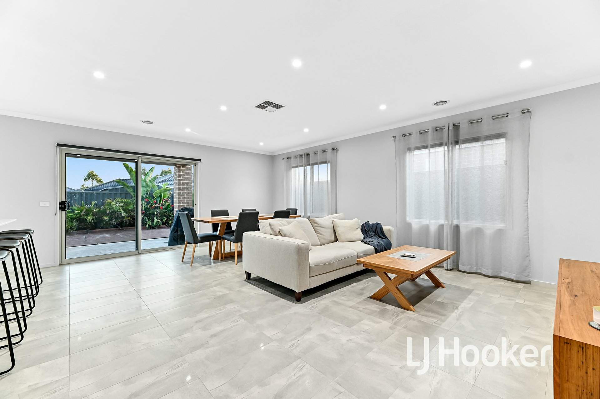 11 Zermatt Loop, PAKENHAM
