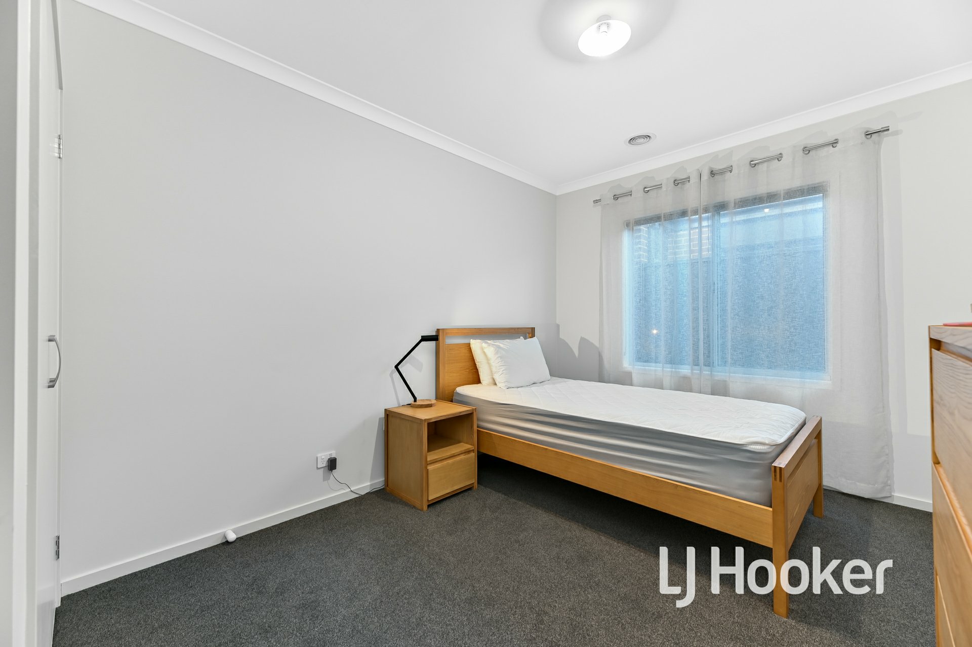 11 Zermatt Loop, PAKENHAM
