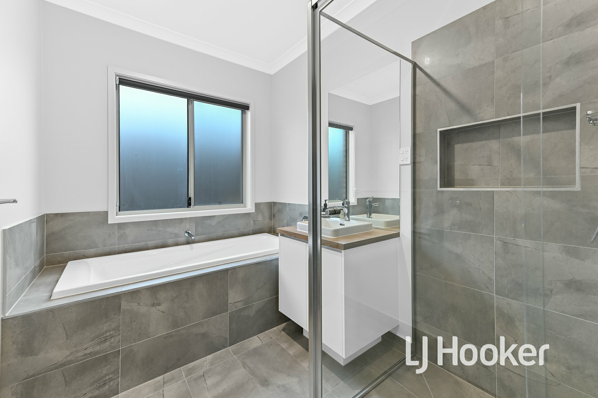 11 Zermatt Loop, PAKENHAM