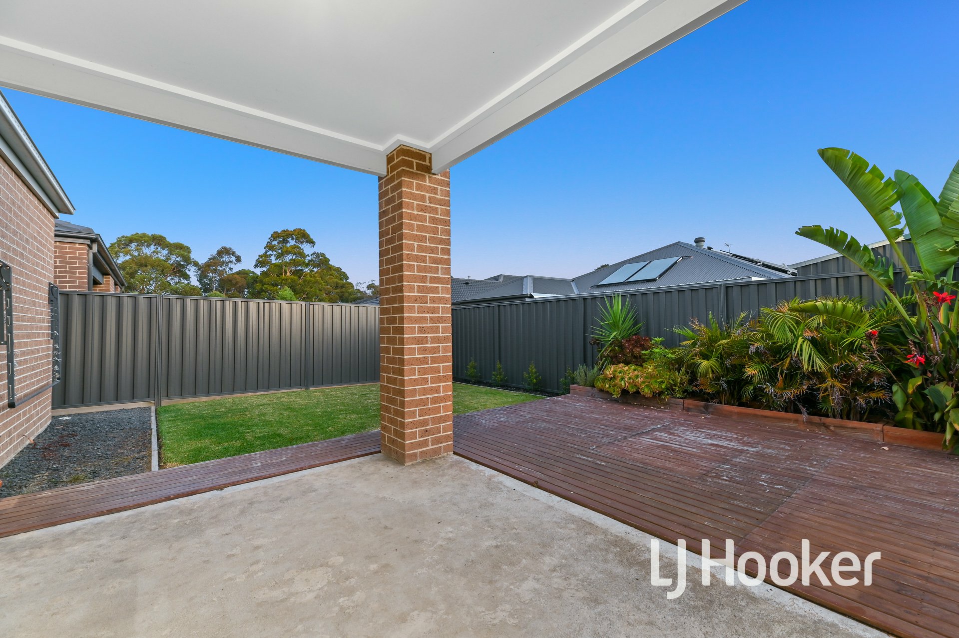 11 Zermatt Loop, PAKENHAM