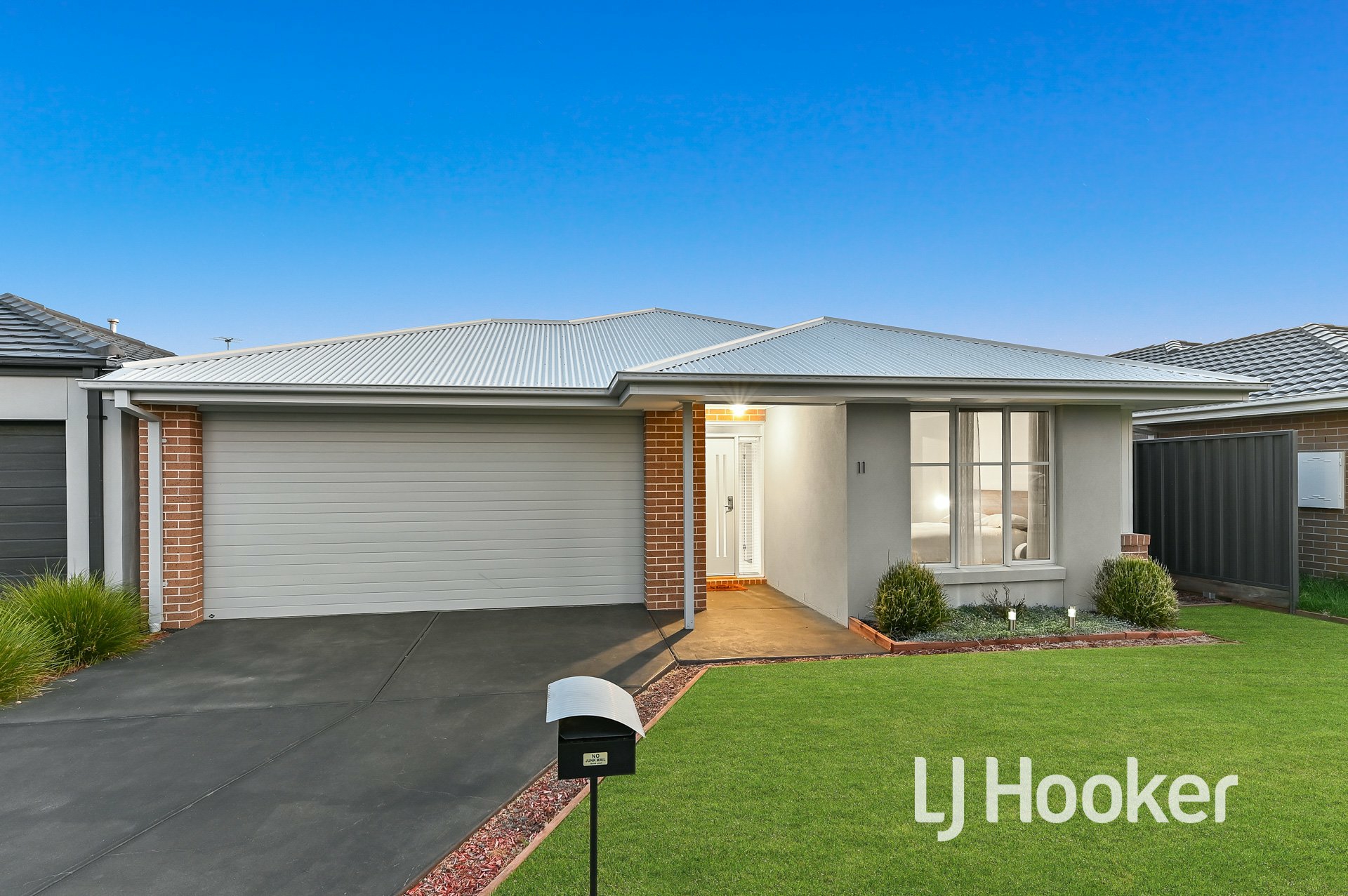 11 Zermatt Loop, PAKENHAM