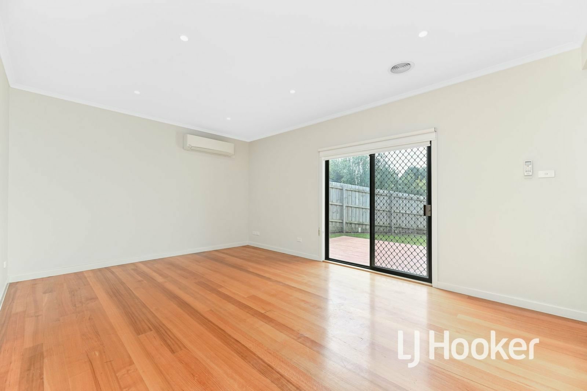 1/157 Ahern Road, PAKENHAM