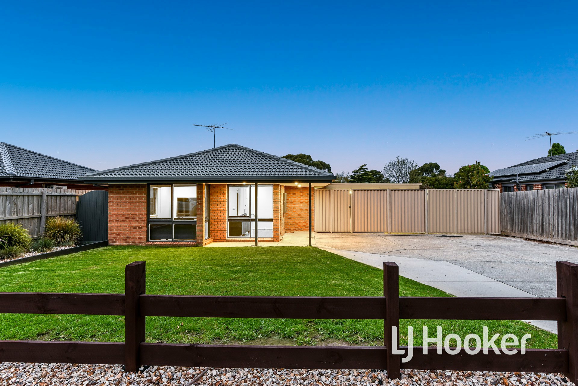 21 Bluegrass Crescent, PAKENHAM