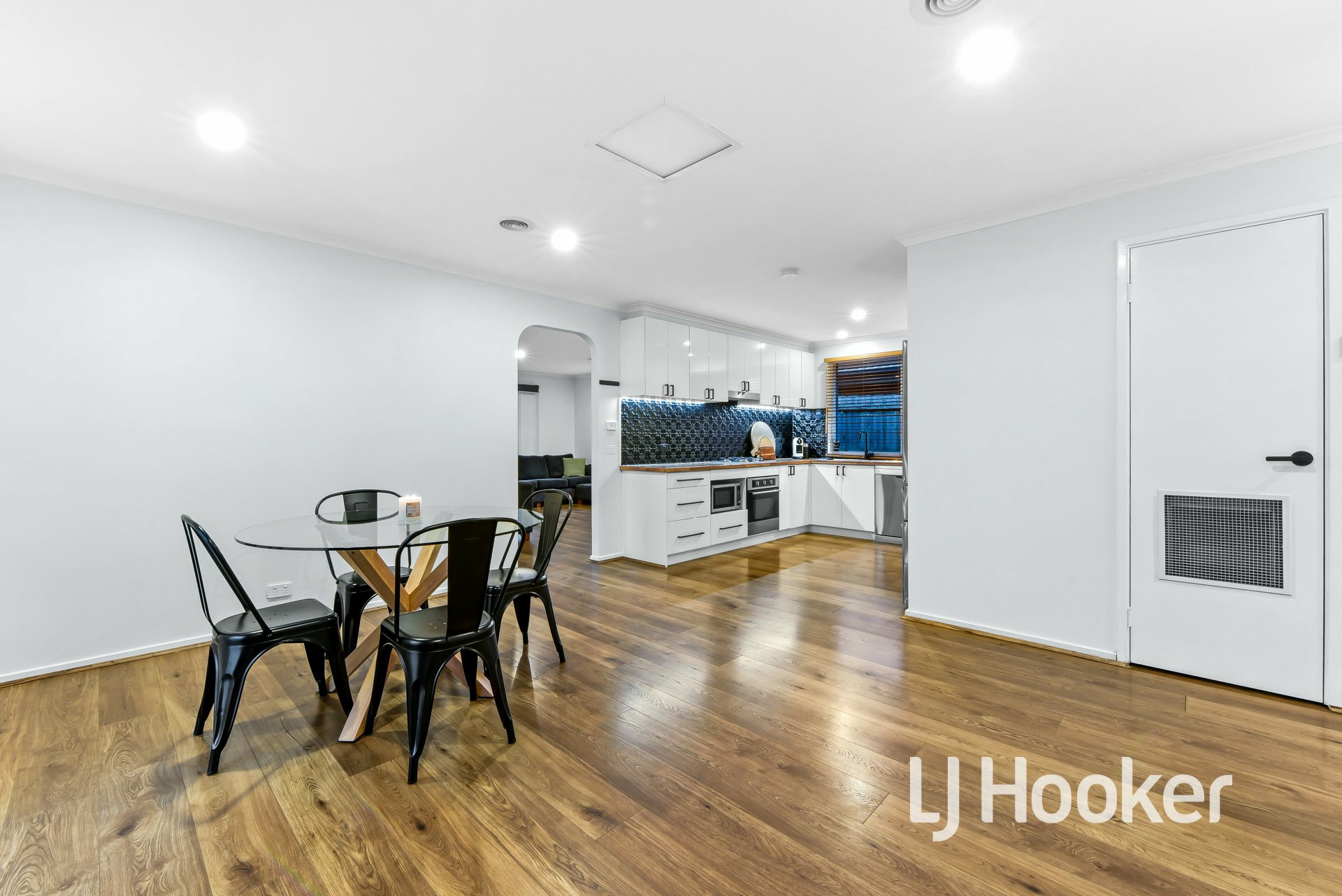 21 Bluegrass Crescent, PAKENHAM