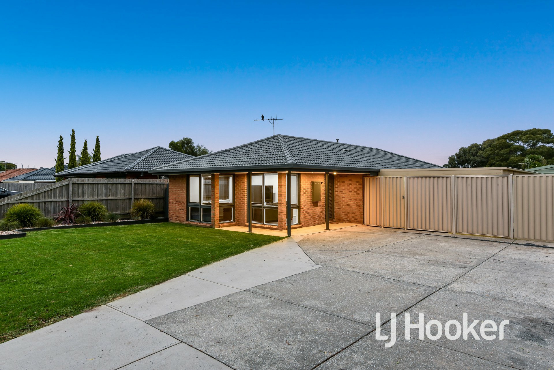 21 Bluegrass Crescent, PAKENHAM