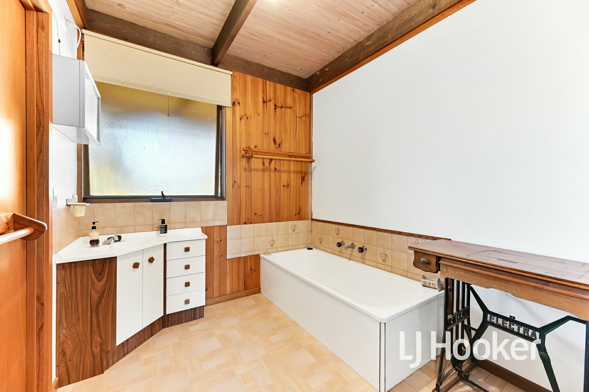 456 Fogarty Road, MARYKNOLL