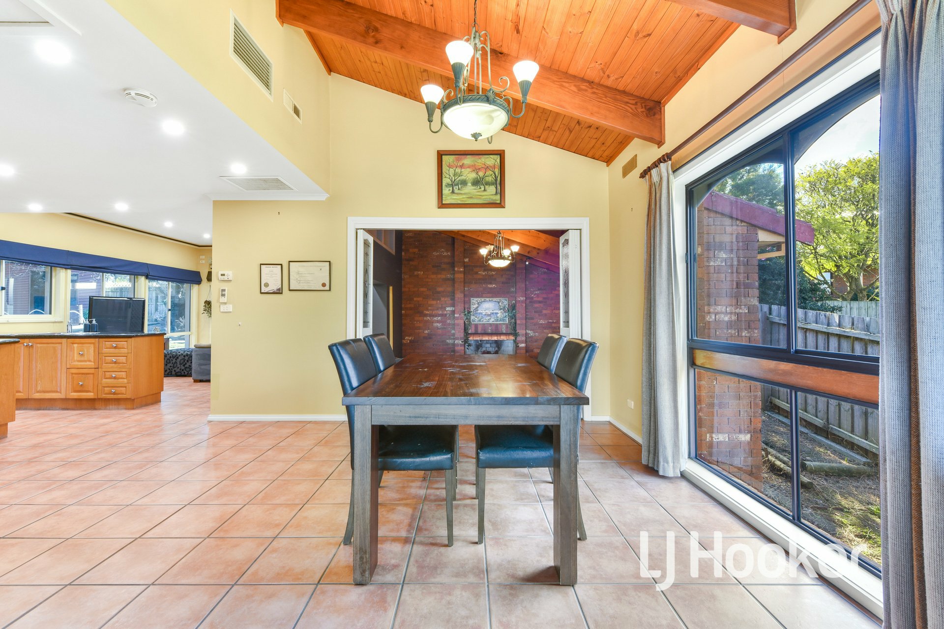 8 Dove Court, PAKENHAM