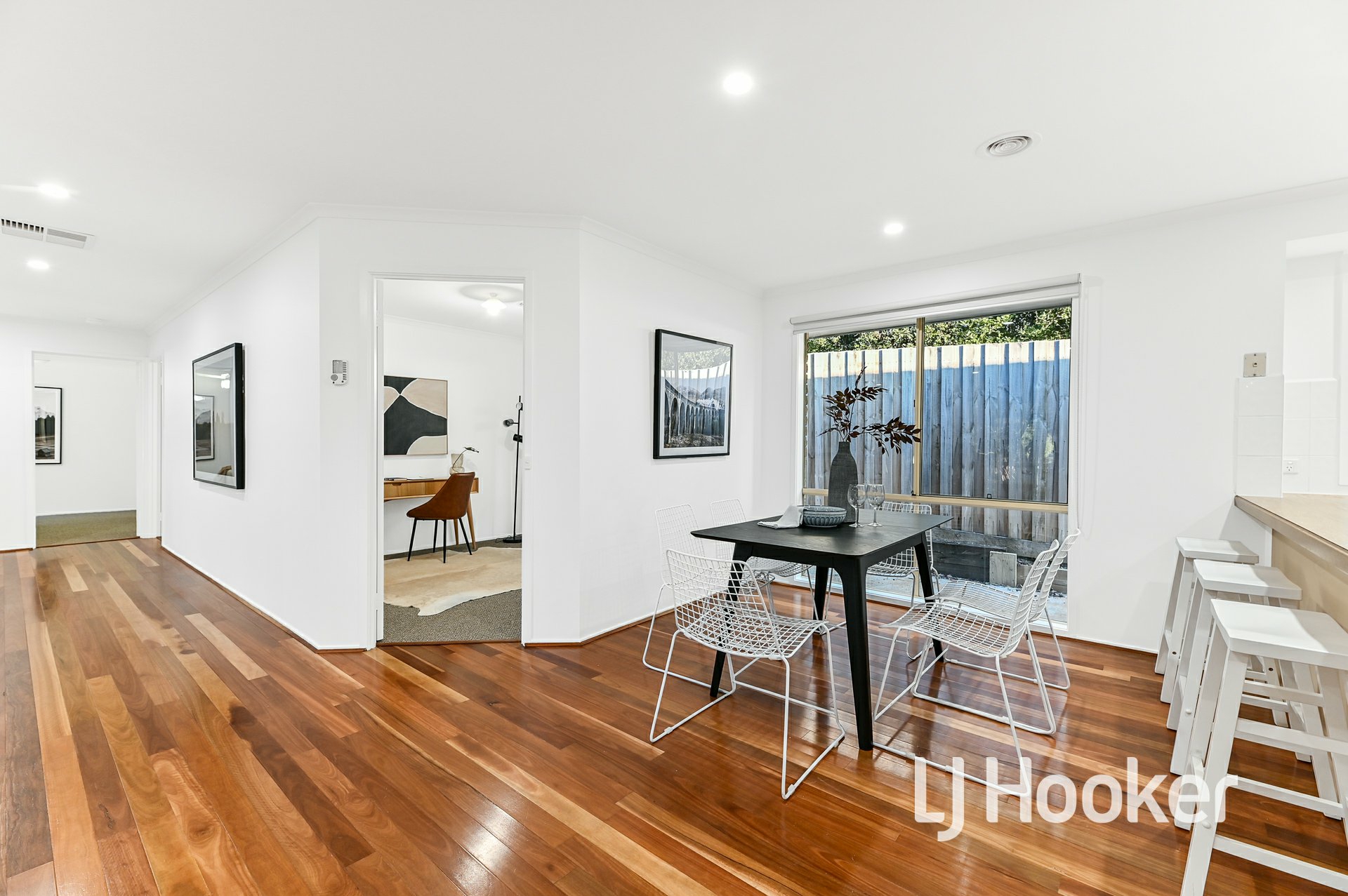 10 Pinewood Crescent, BERWICK