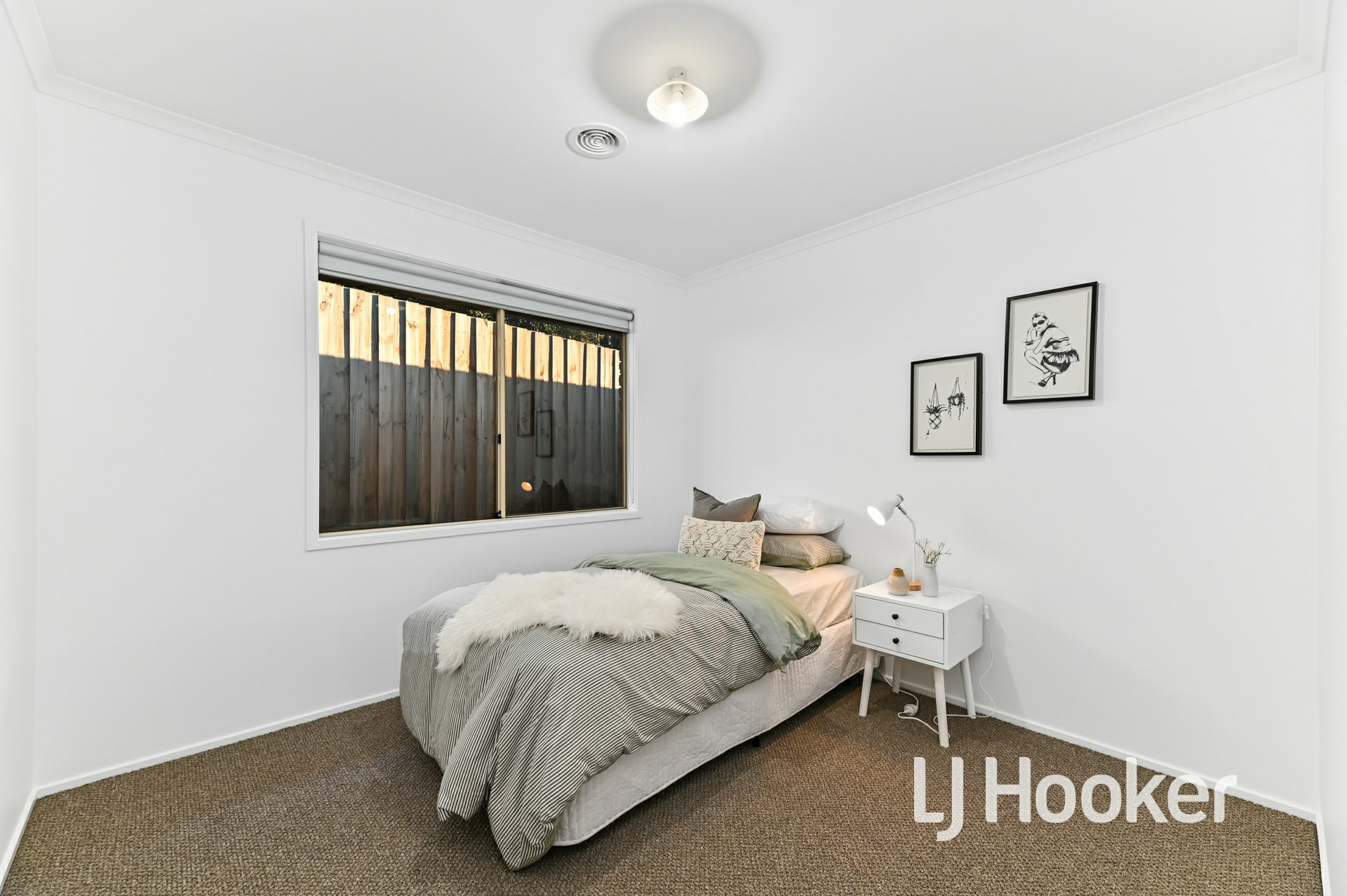 10 Pinewood Crescent, BERWICK