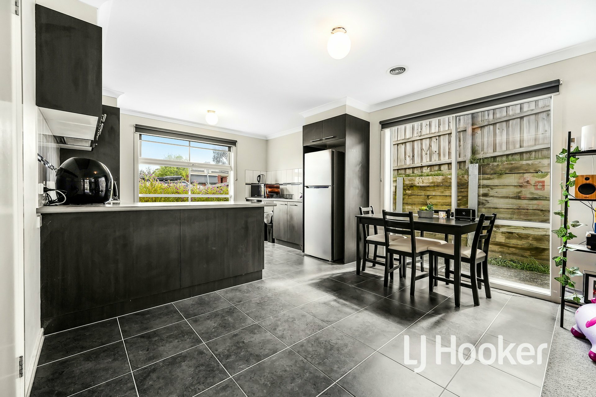 17 McClenaghan Place, PAKENHAM