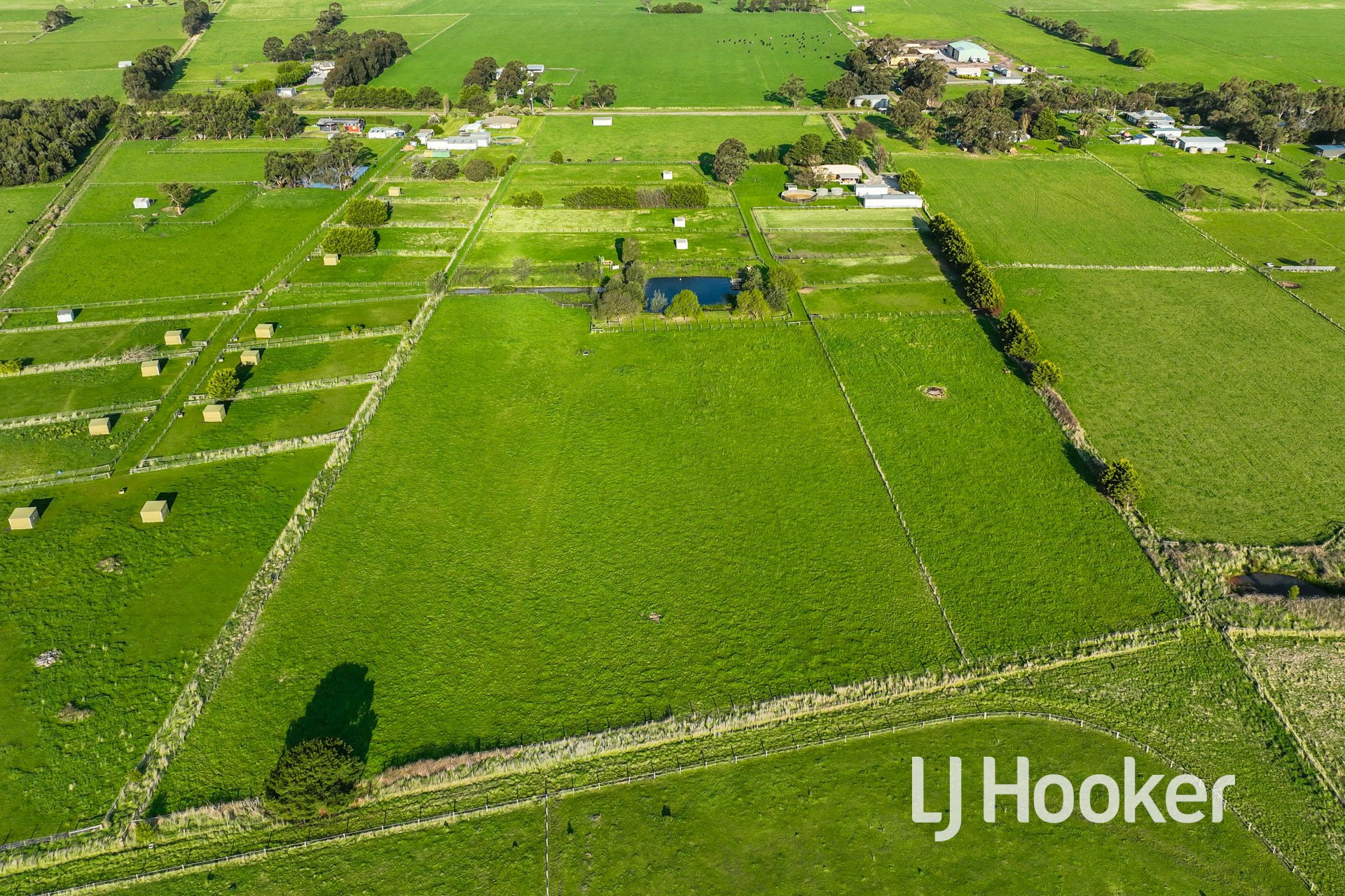 85 School Road, BAYLES