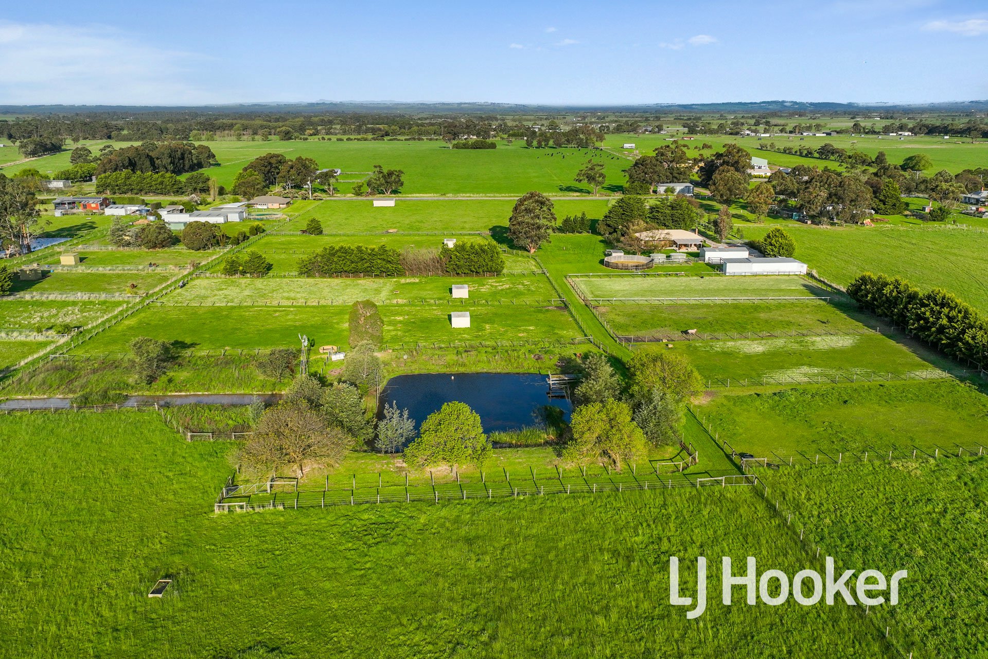 85 School Road, BAYLES