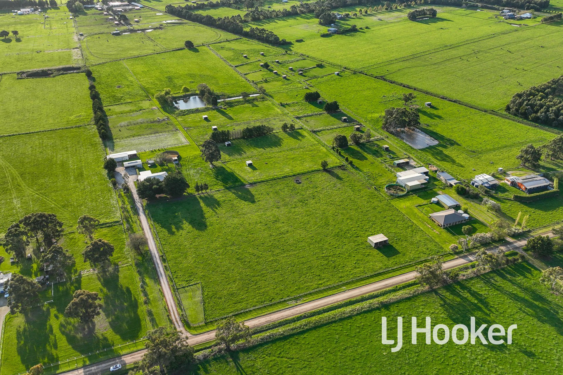 85 School Road, BAYLES
