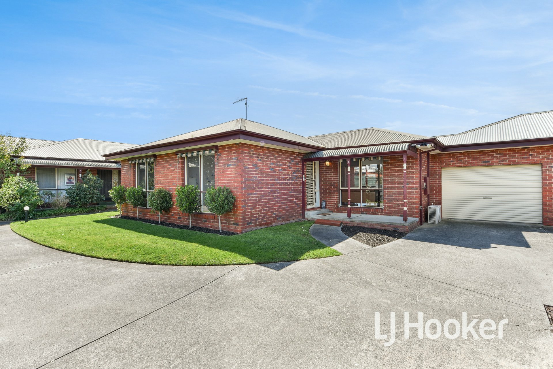 2/28A Henry Street Pakenham VIC Unit for Sale LJ Hooker