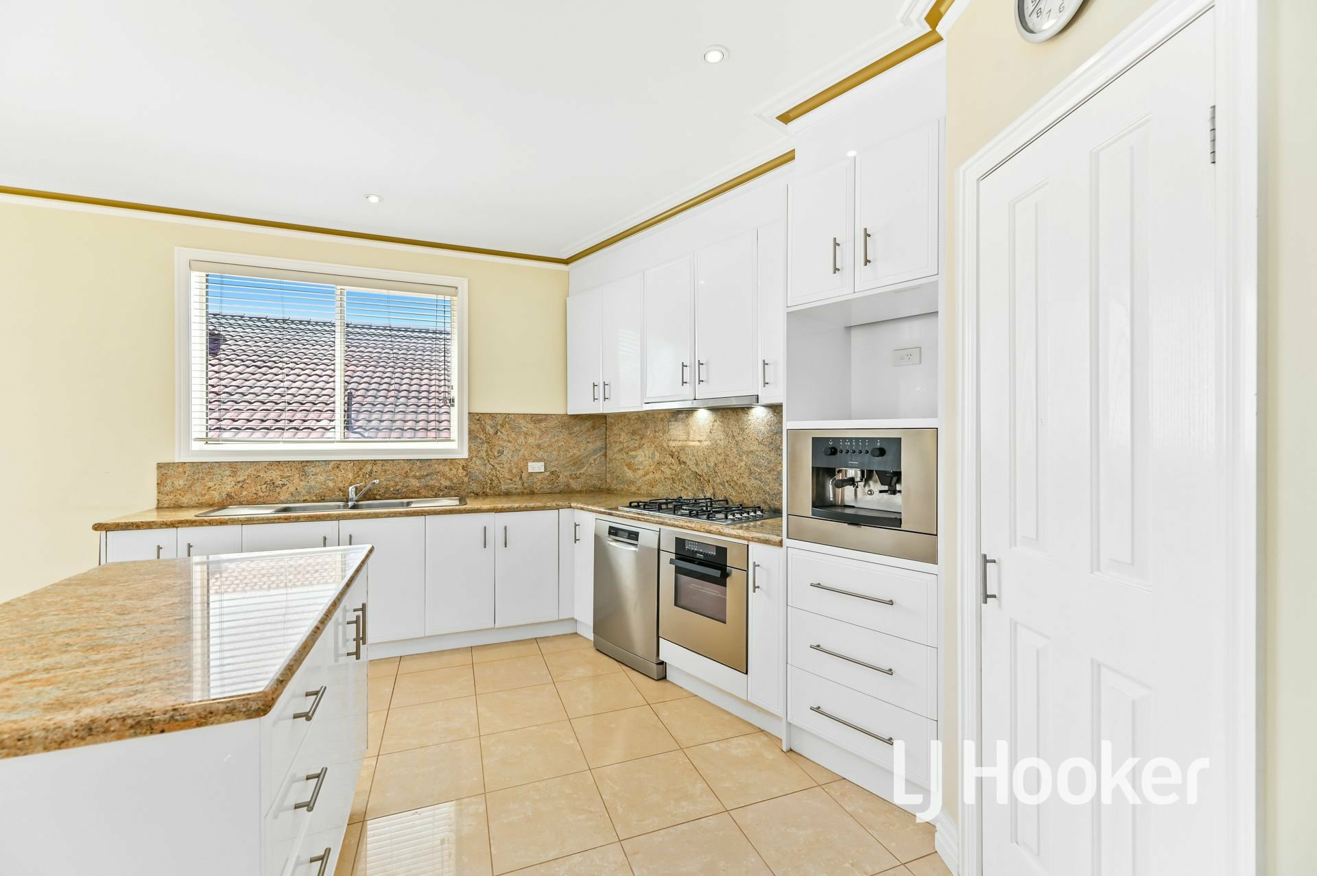 48 Fairholme Boulevard, BERWICK