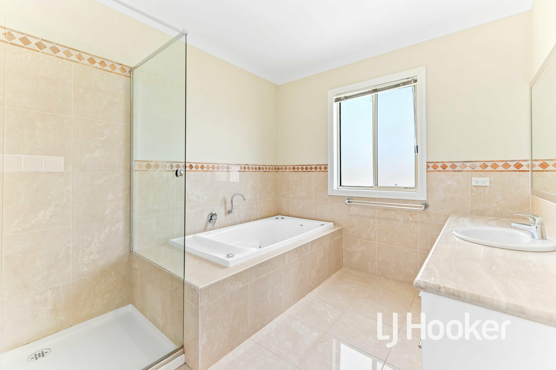 48 Fairholme Boulevard, BERWICK
