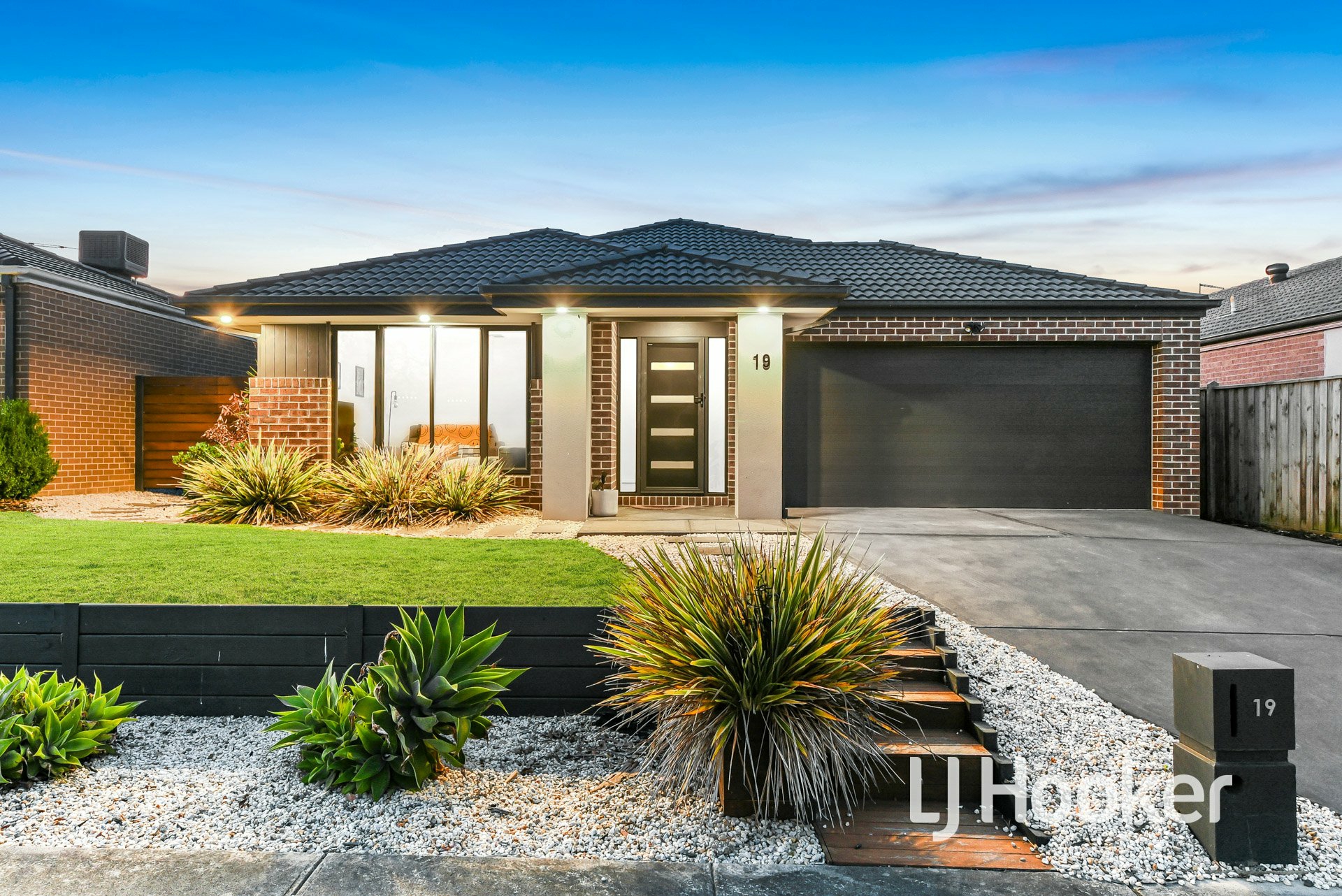 19 Vantage Drive, PAKENHAM