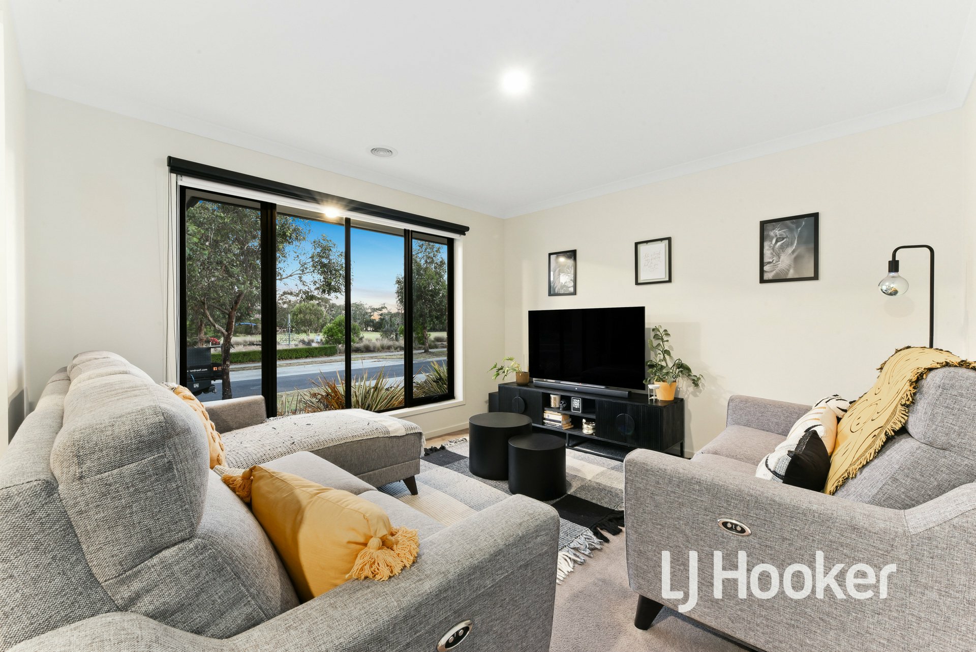 19 Vantage Drive, PAKENHAM