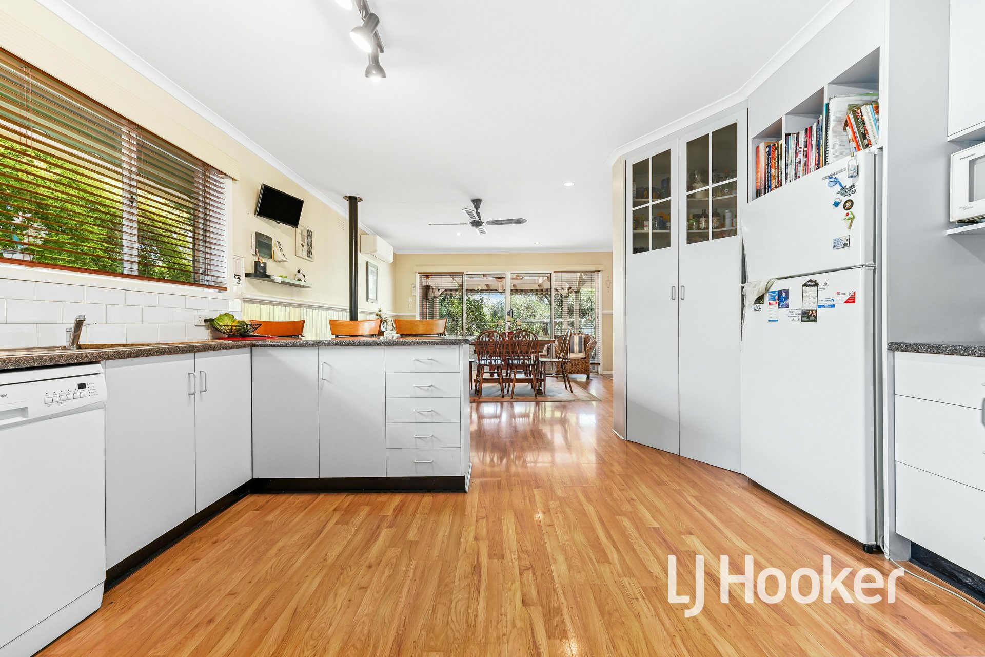 14 Henry Street, Pakenham