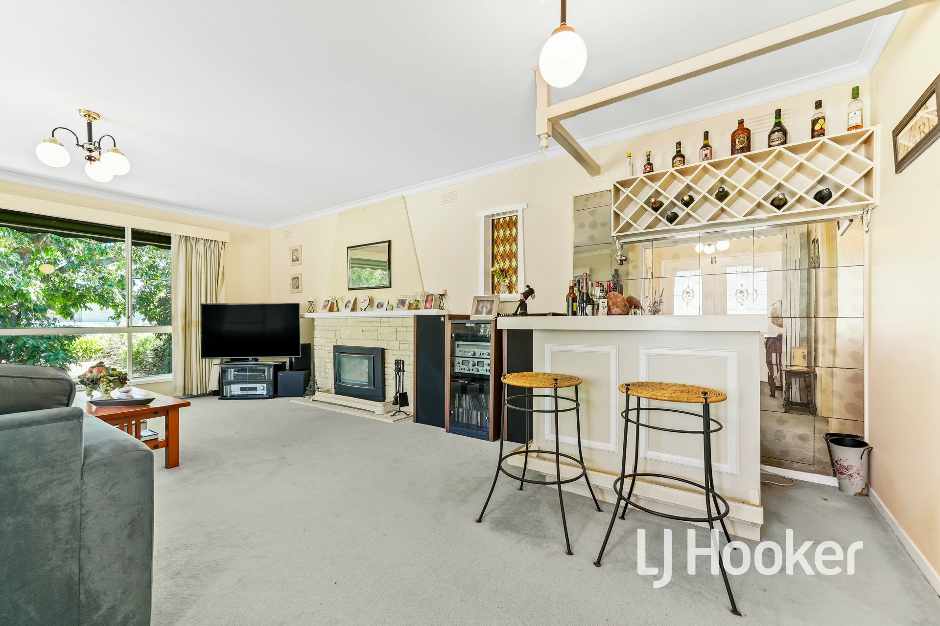 14 Henry Street, Pakenham