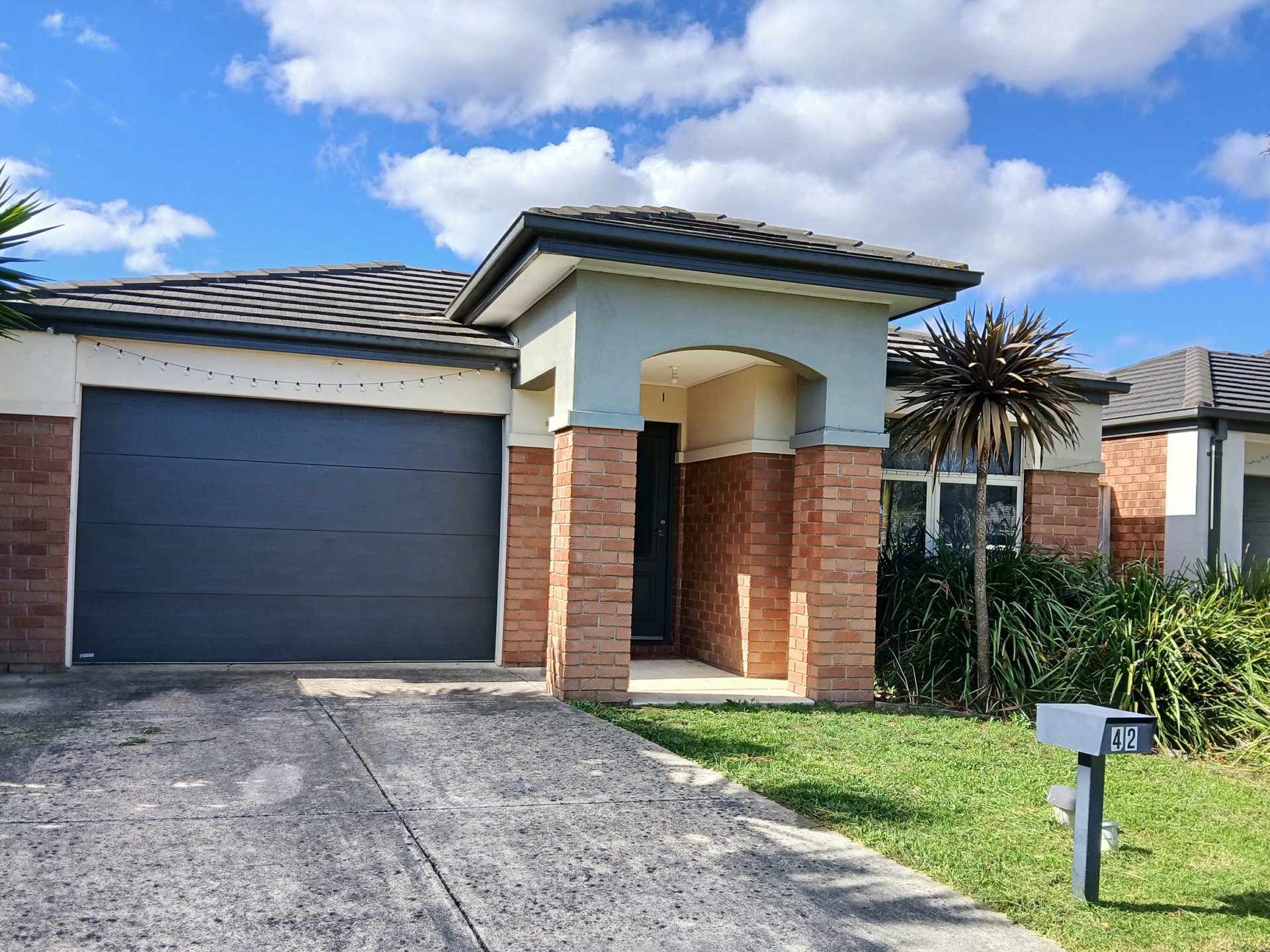 42 Devine Drive, PAKENHAM
