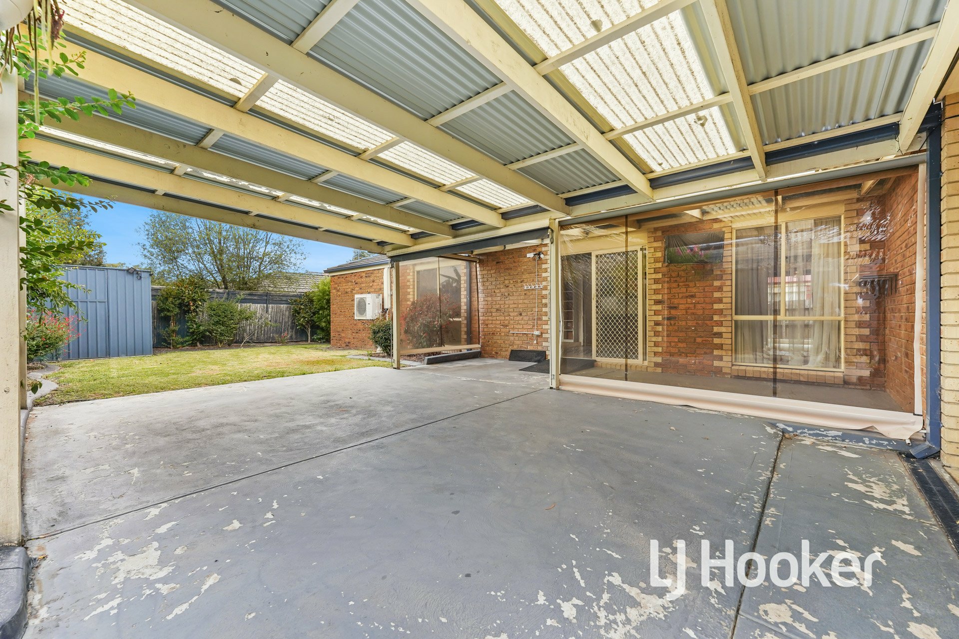16 Sir Thomas Drive, PAKENHAM