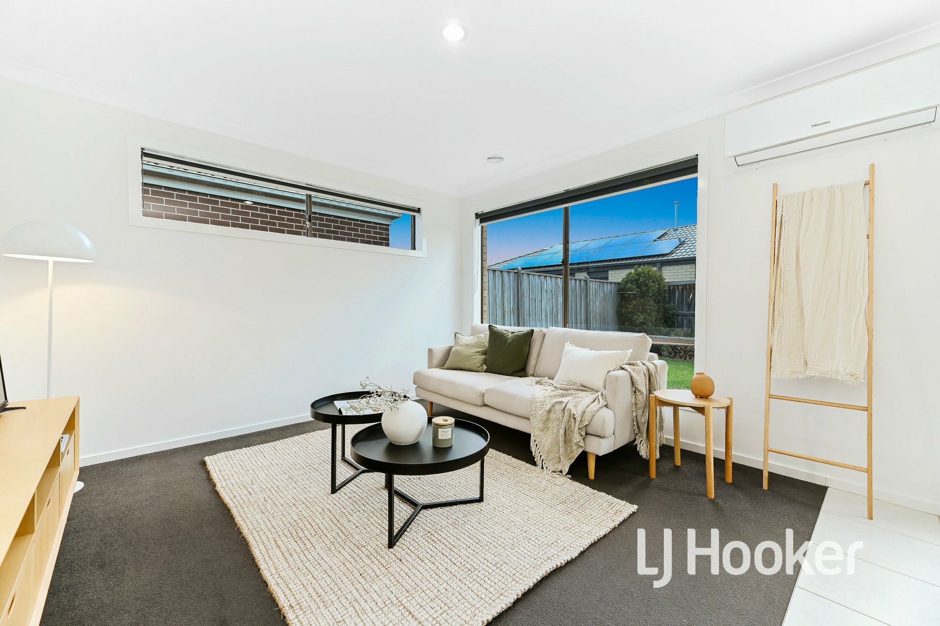 17 Caversham Drive, PAKENHAM