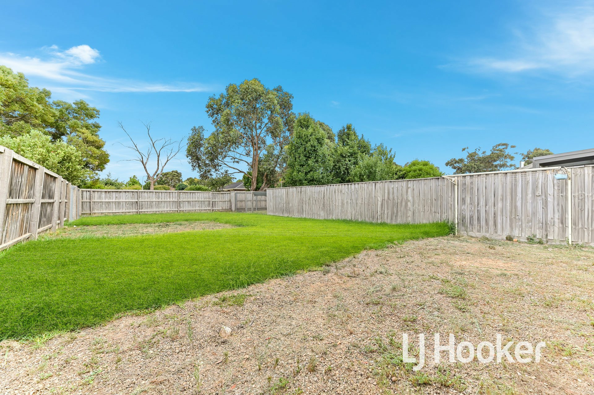 42 Devine Drive, PAKENHAM