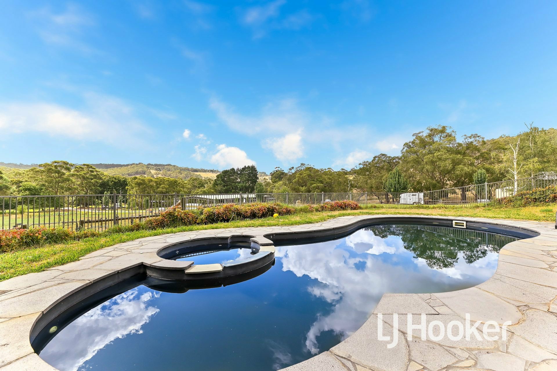 855 Toomuc Valley Road, PAKENHAM UPPER