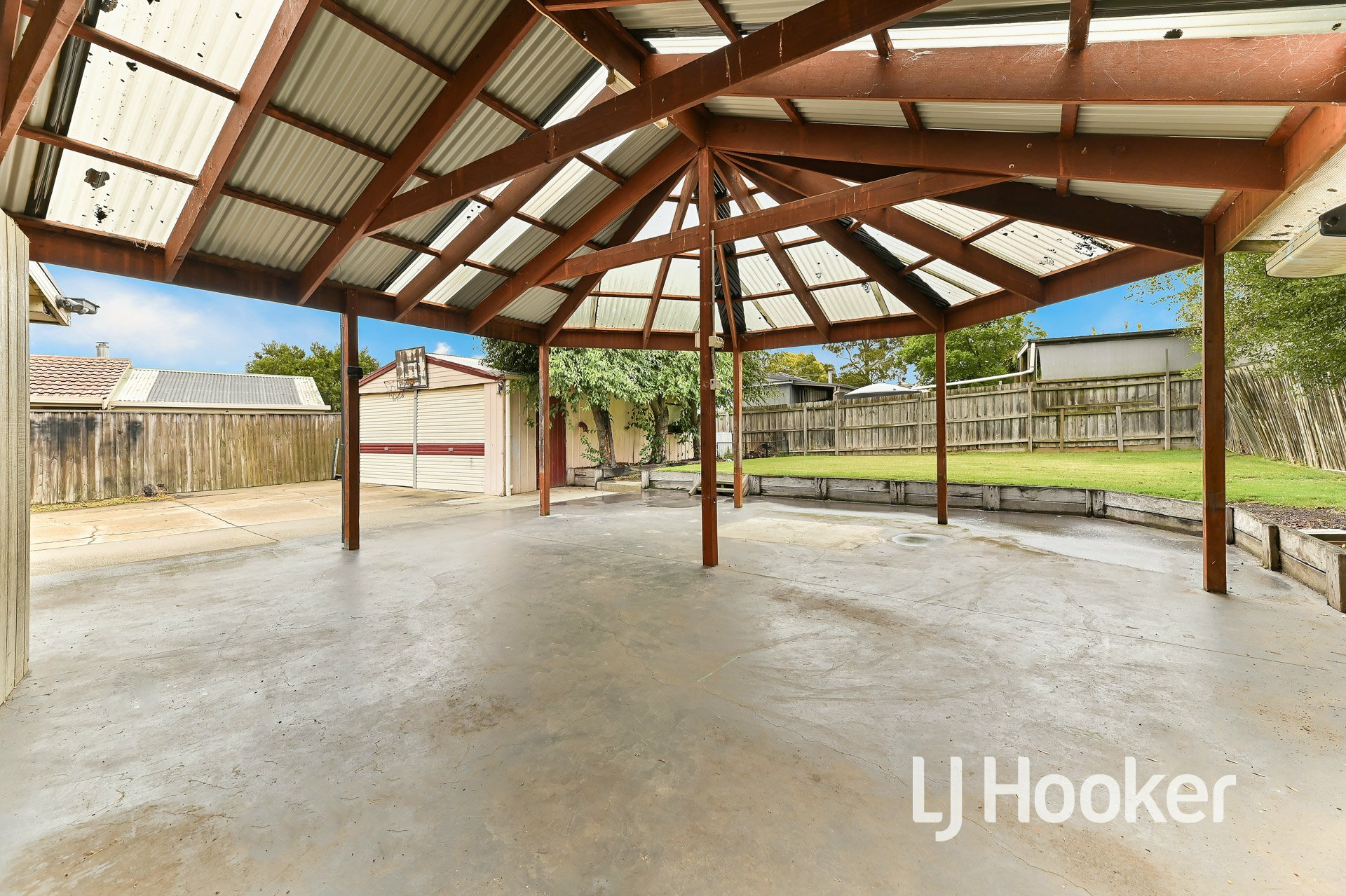 2 Irving Road, PAKENHAM