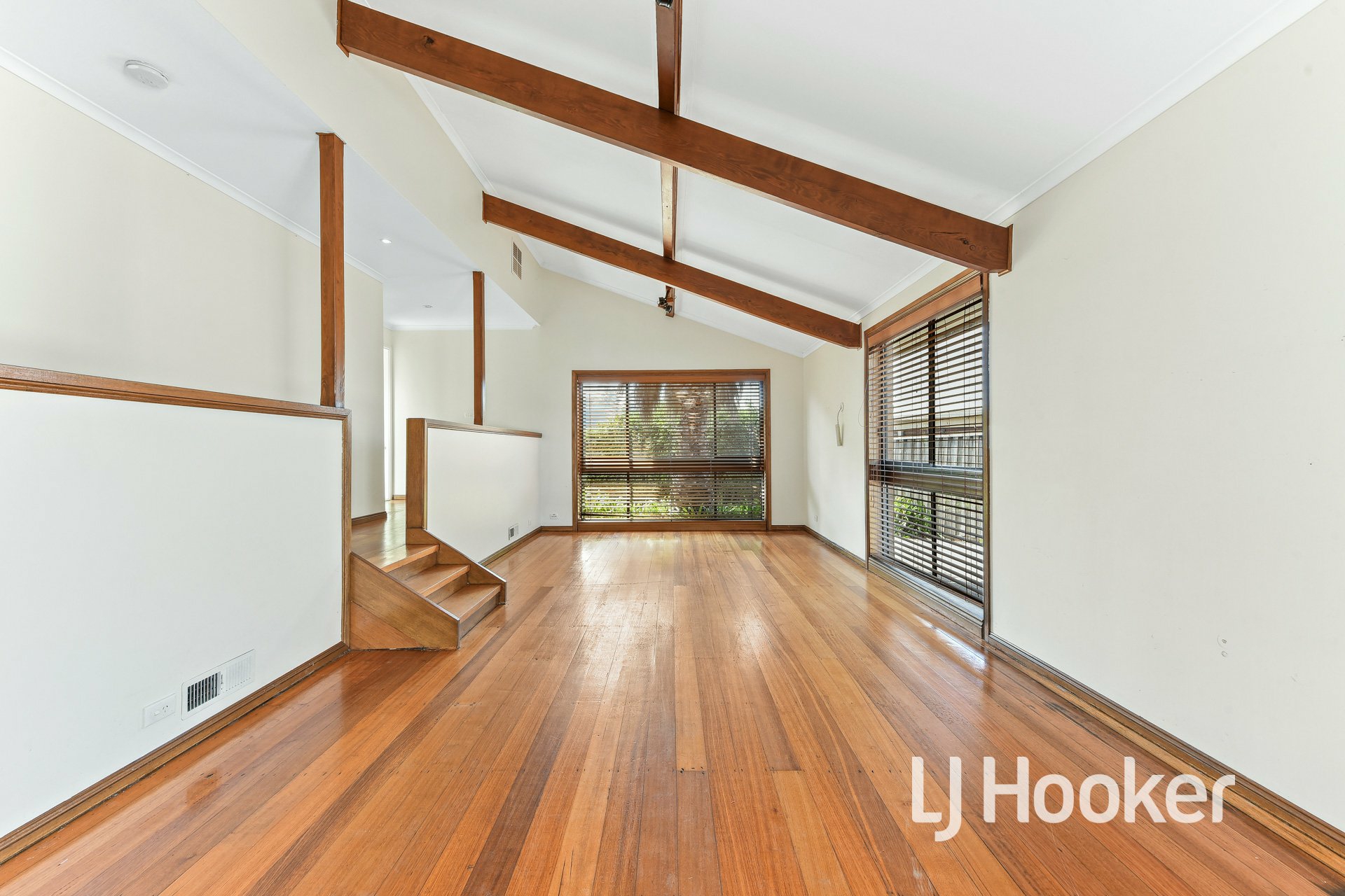 2 Irving Road, PAKENHAM