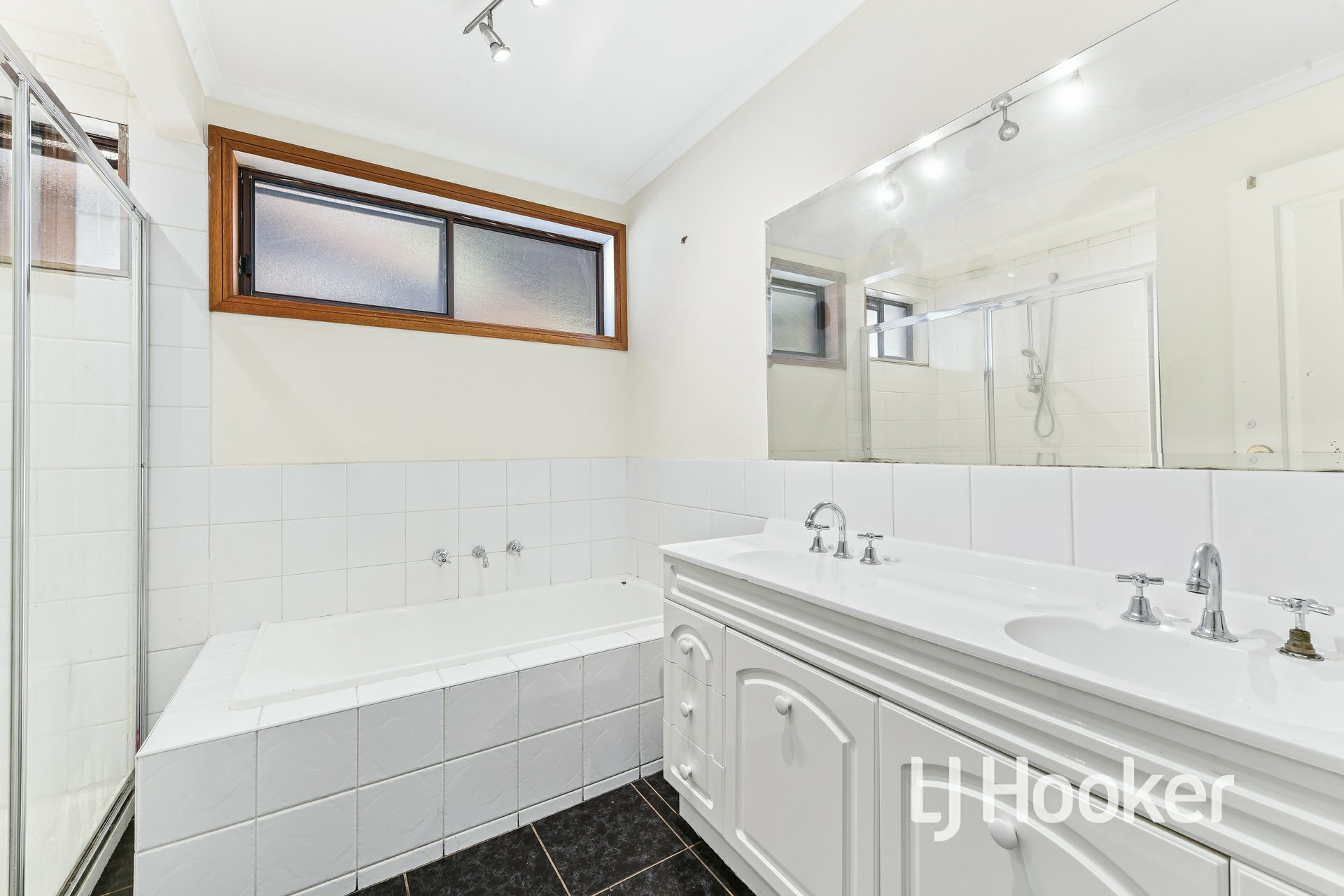 2 Irving Road, PAKENHAM