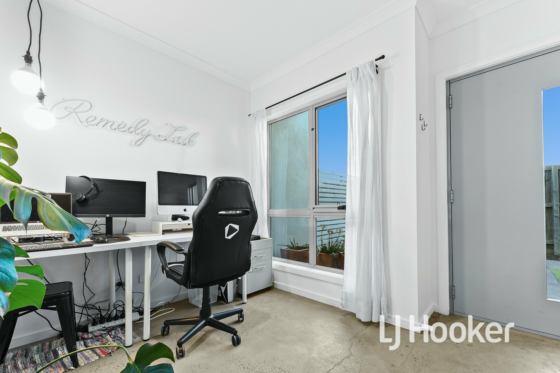 30 Topal Drive, OFFICER