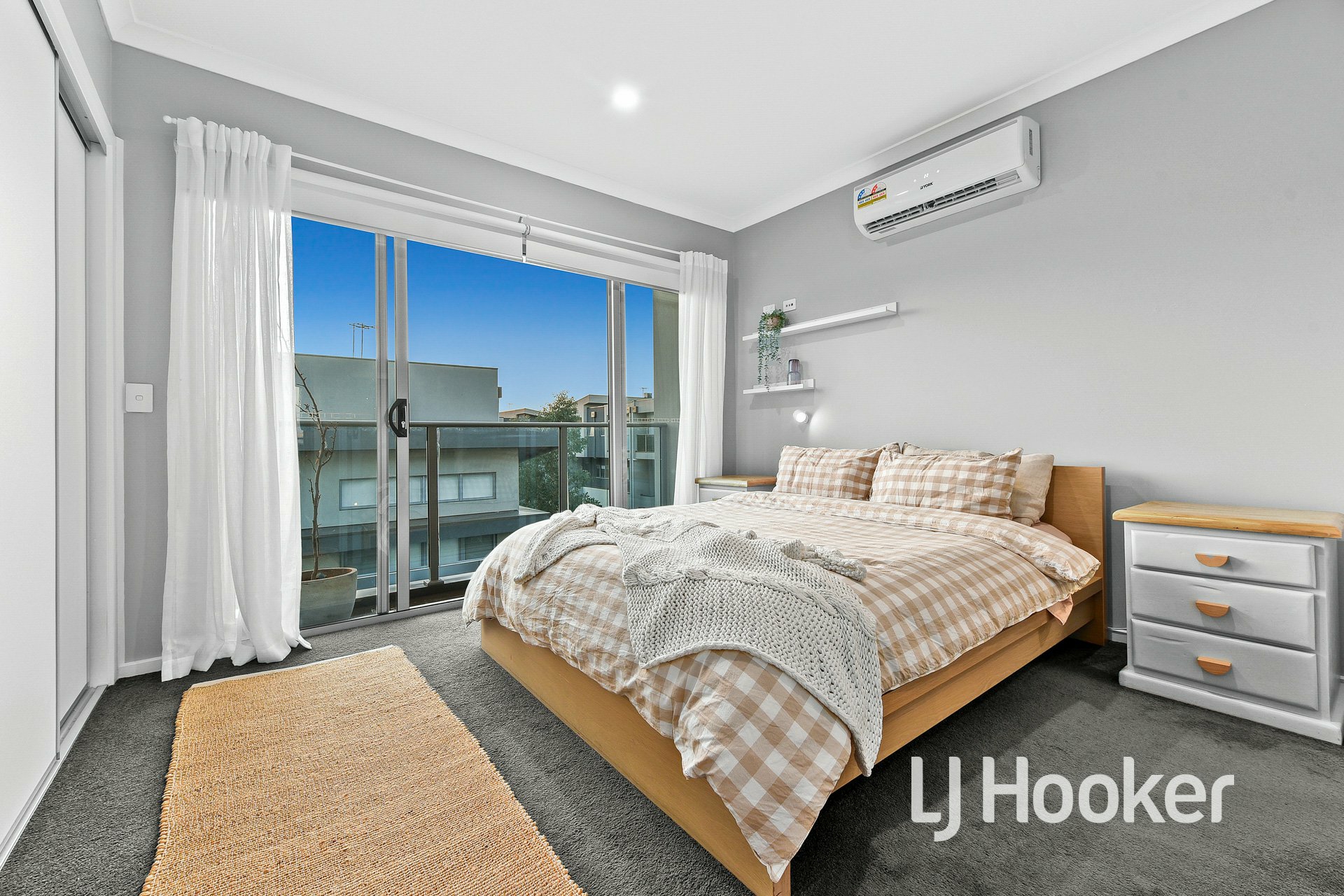 30 Topal Drive, OFFICER