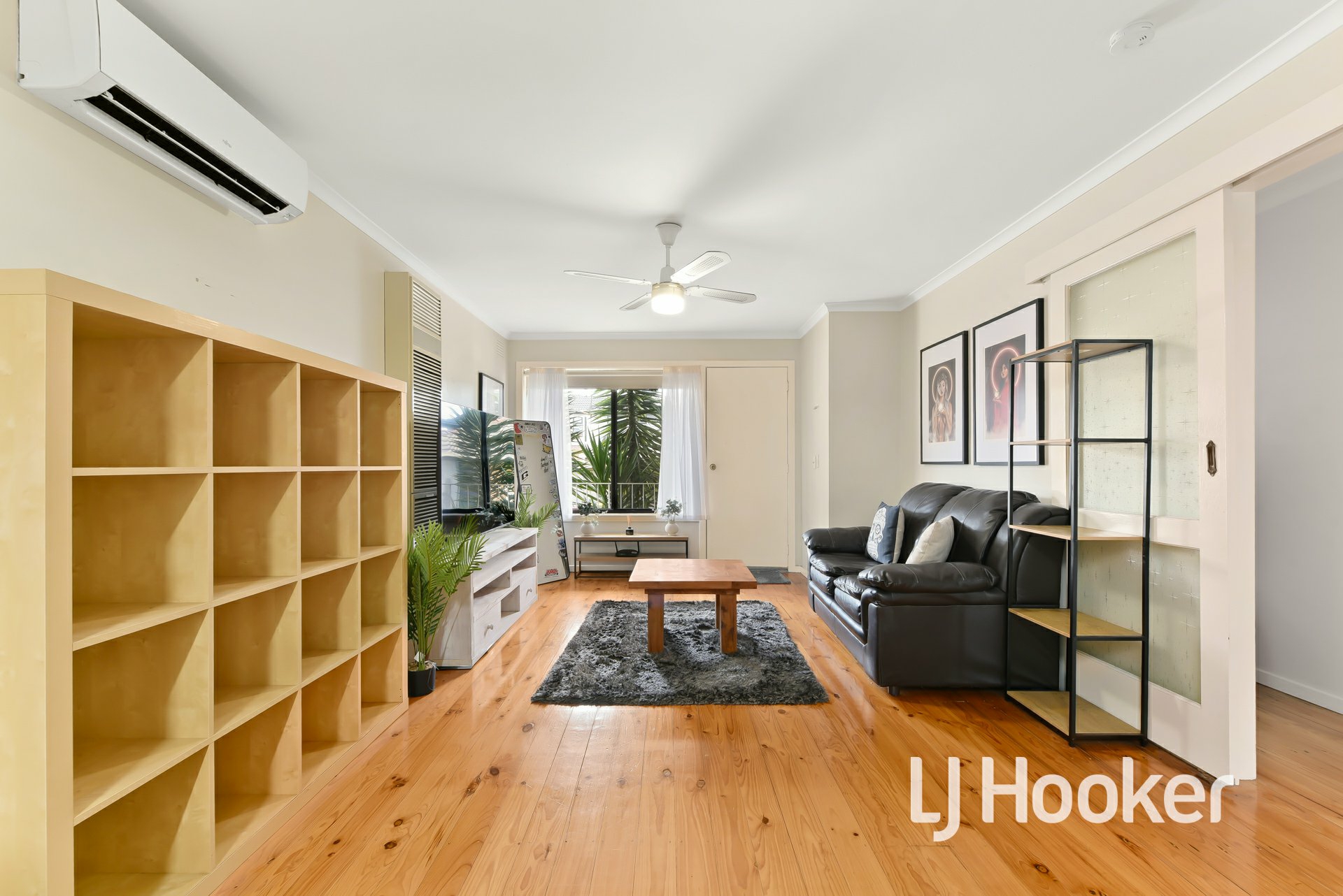 3 27-29 Princes Highway, PAKENHAM