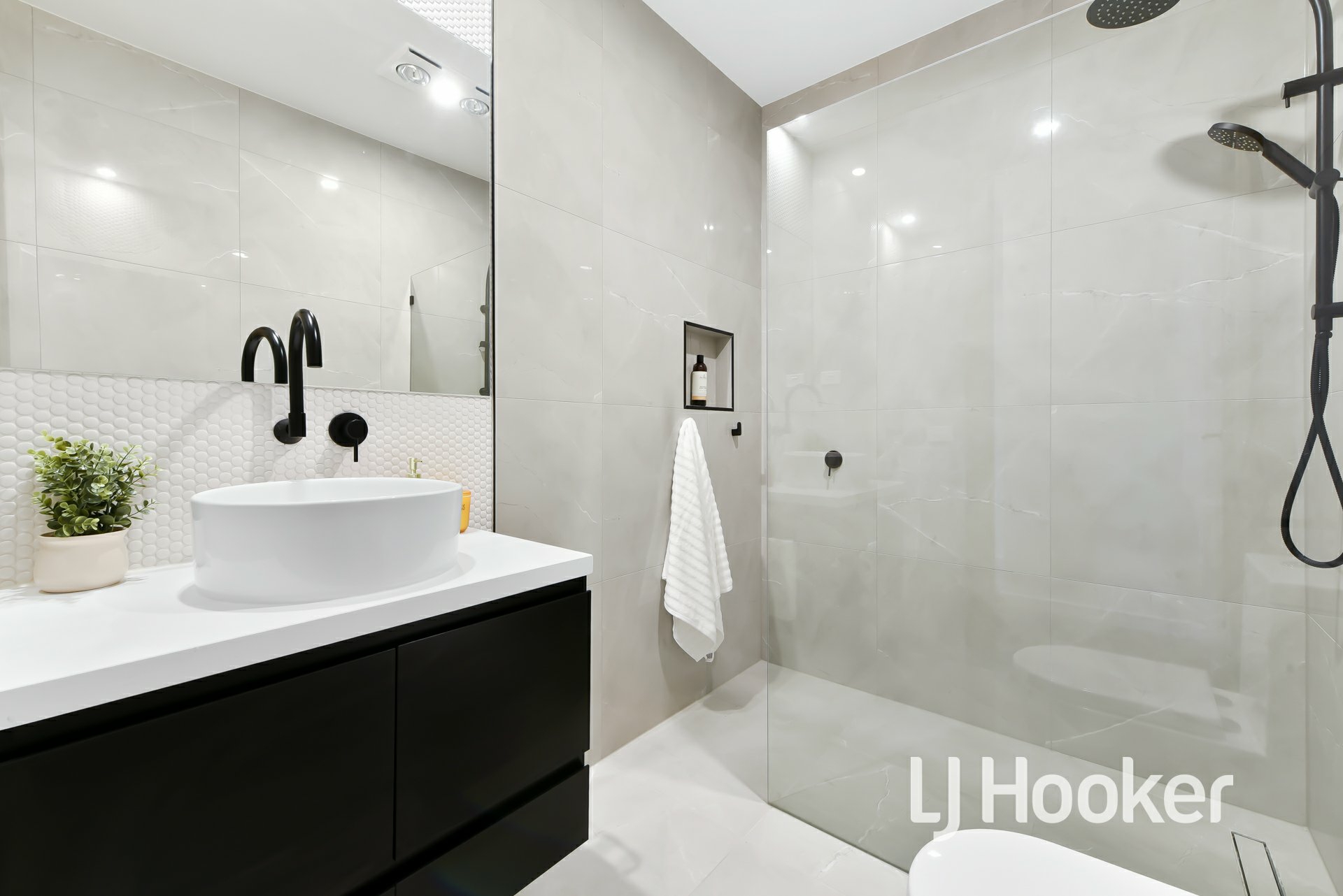 16 Hawkesbury Street, PAKENHAM