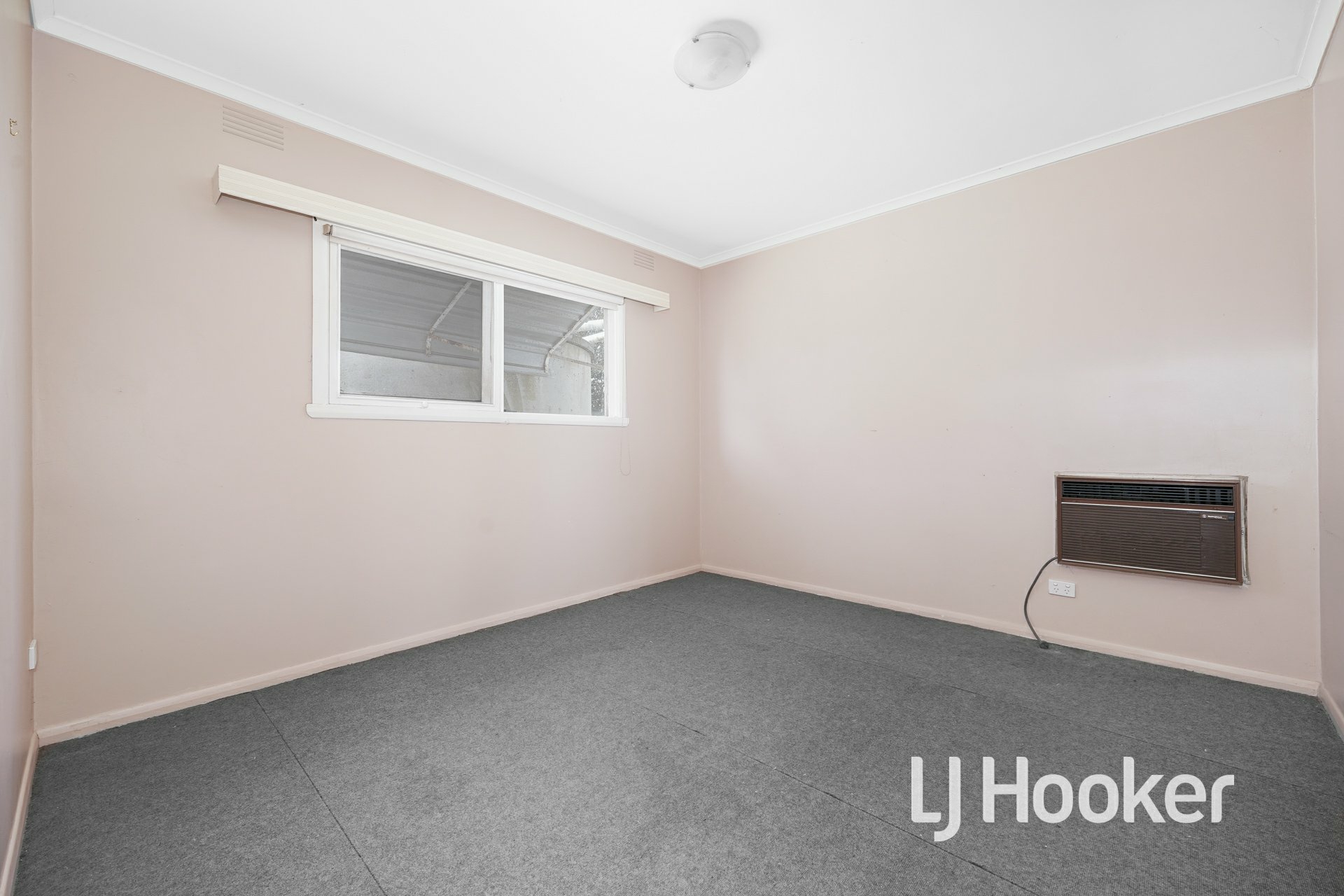 730 Murray Road, IONA