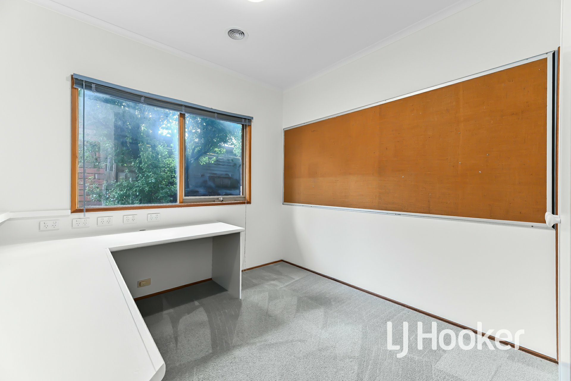42 Parman Avenue, PAKENHAM