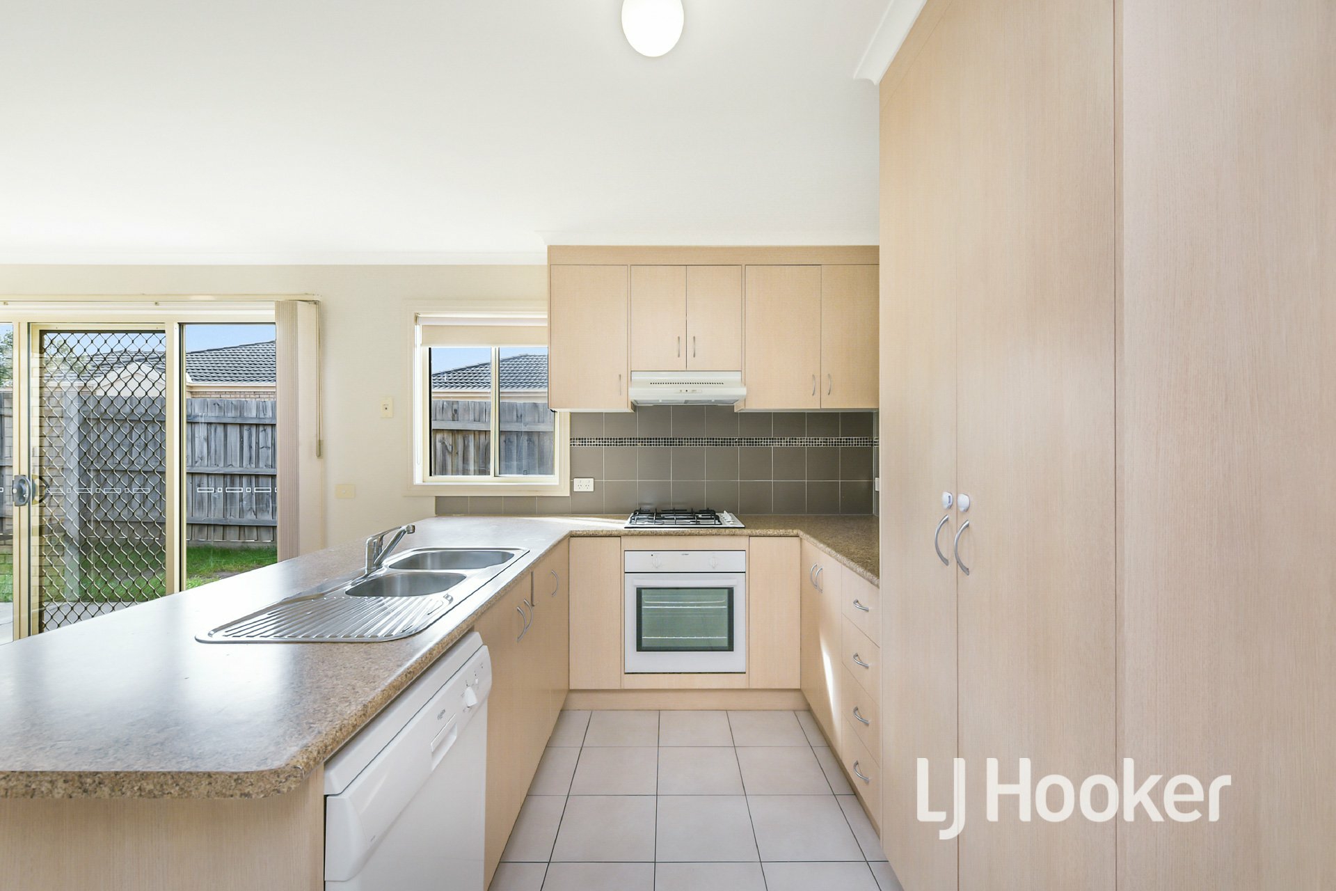 Unit 1/21-31 Parman Avenue, PAKENHAM