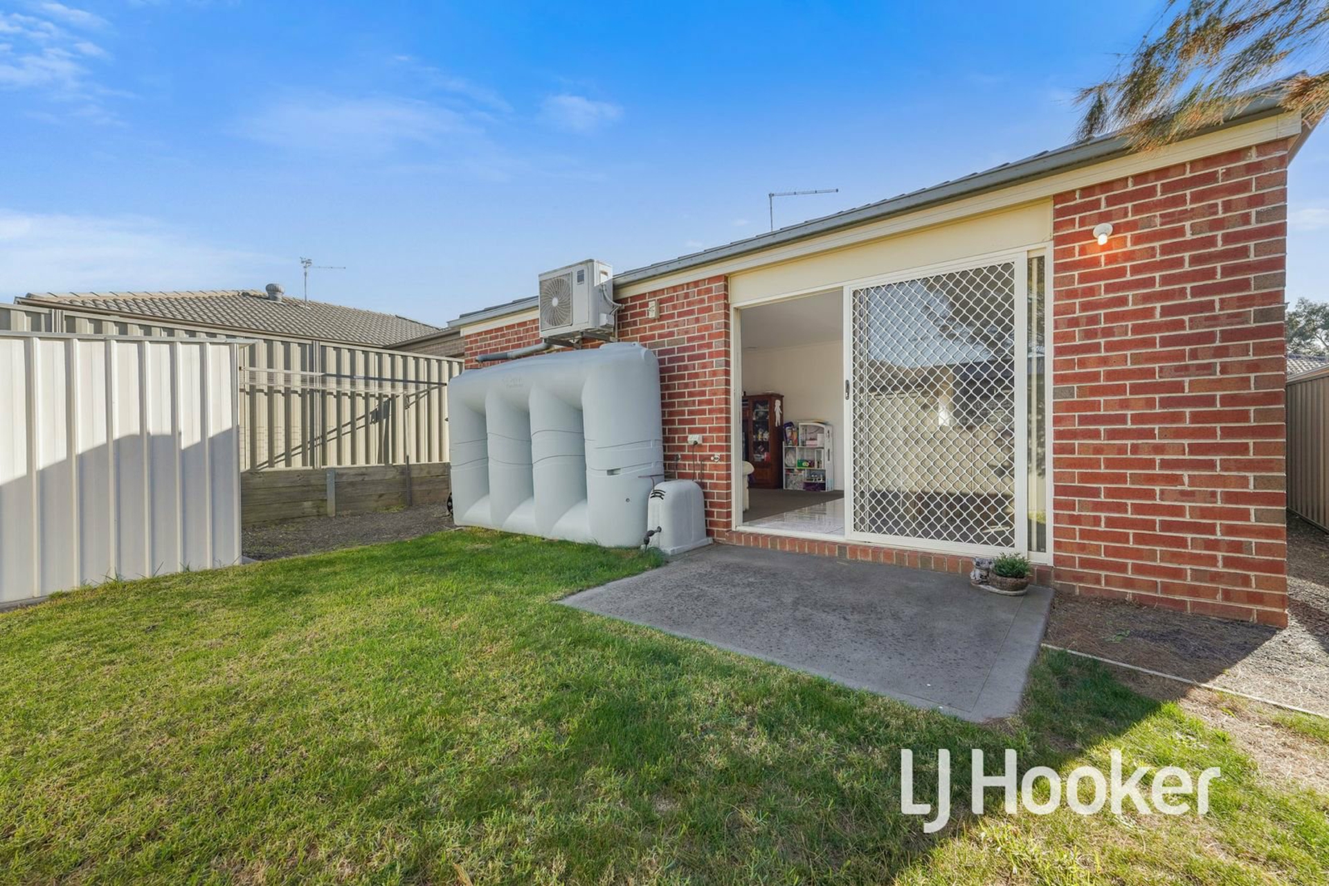 11 Blackburn Mews, LANGWARRIN