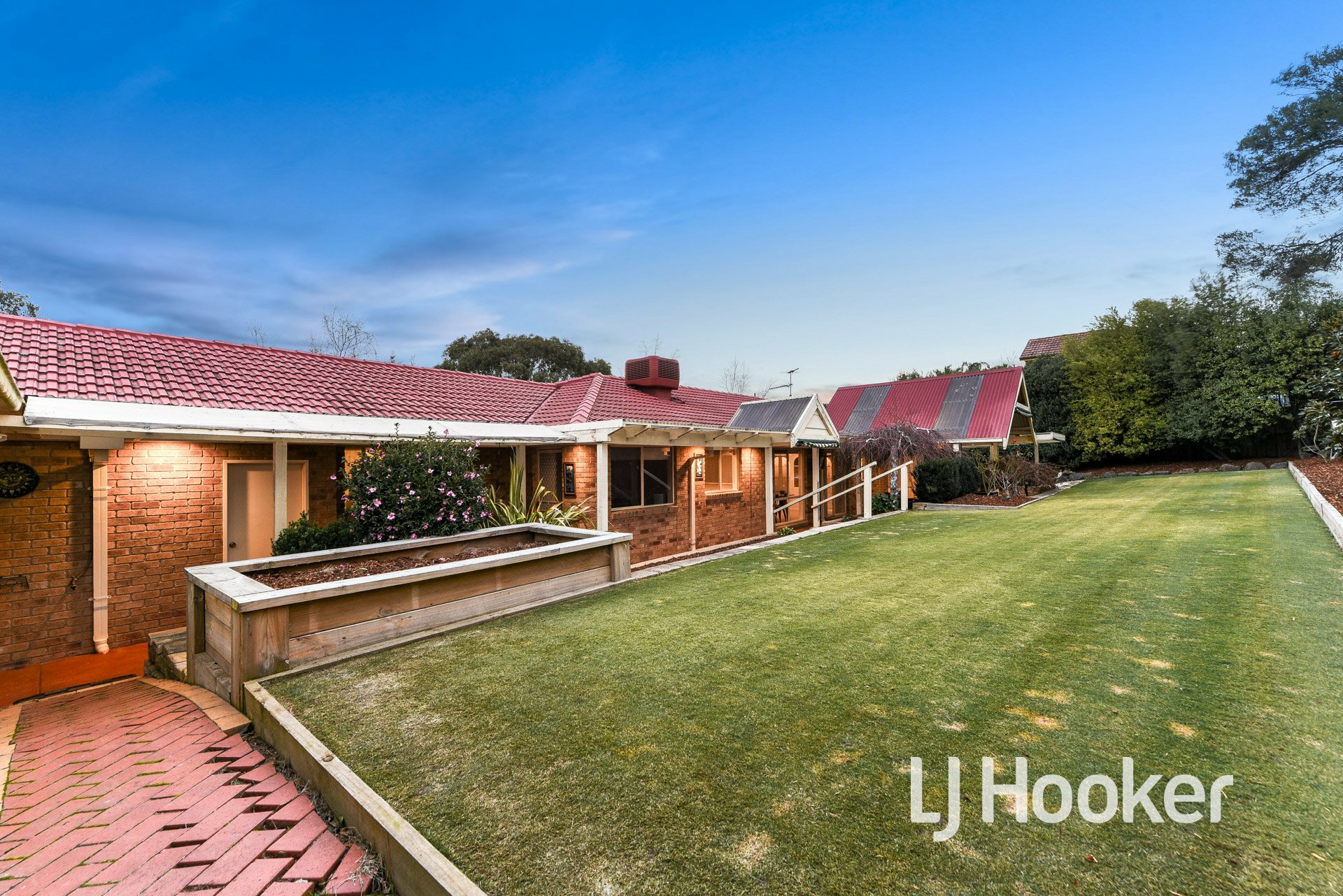 12 Baltaser Drive, PAKENHAM