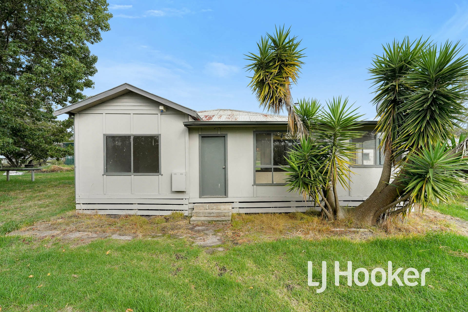 65 Norris Road — photo 3 of 19