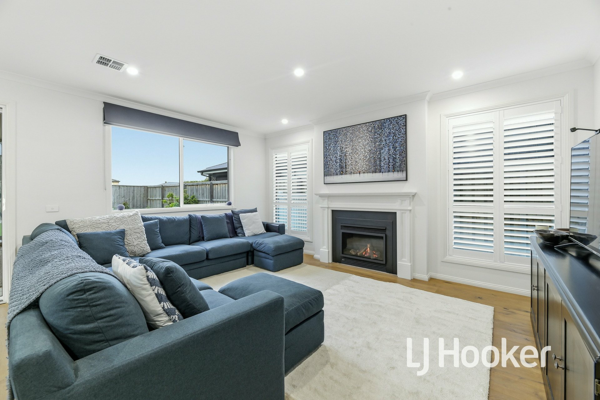 3 Pridley Boulevard — photo 3 of 30