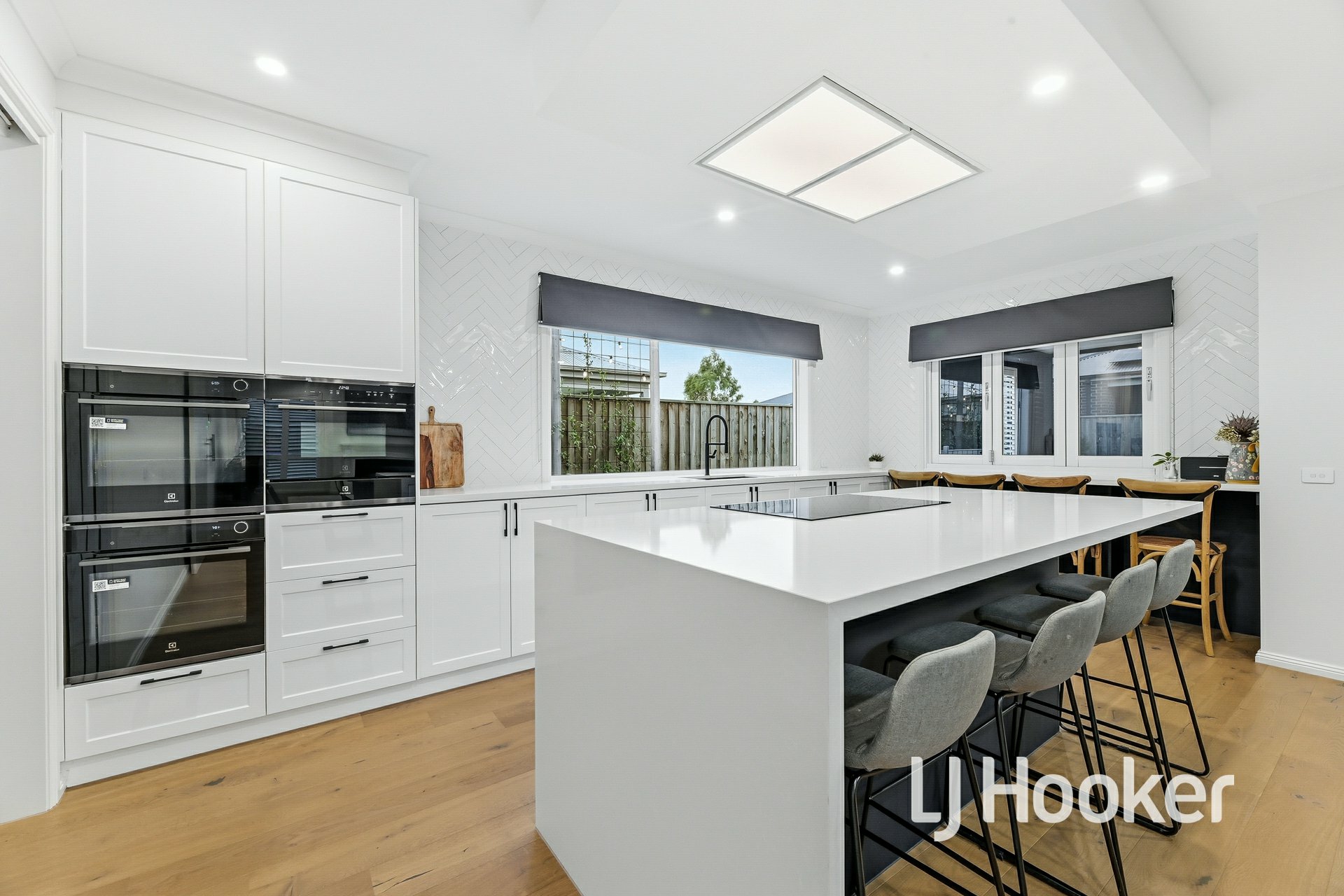 3 Pridley Boulevard — photo 6 of 30