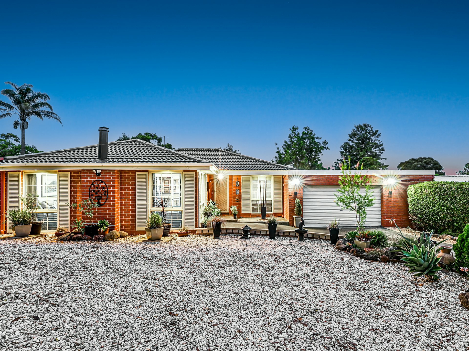 6 Robin Court — photo from LJ Hooker Pakenham